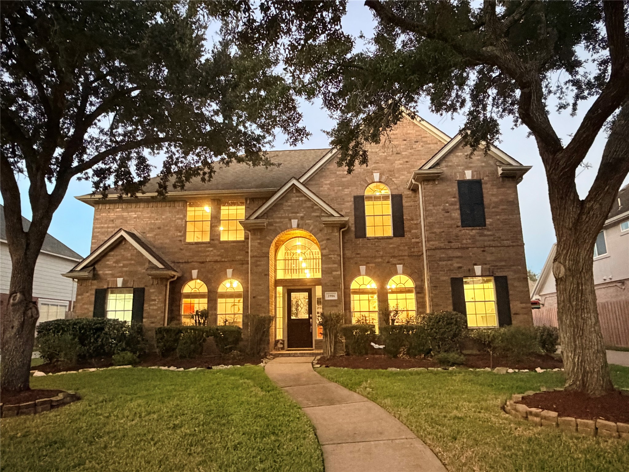 3906 Breaux Bridge Lane, Sugar Land, TX 77479