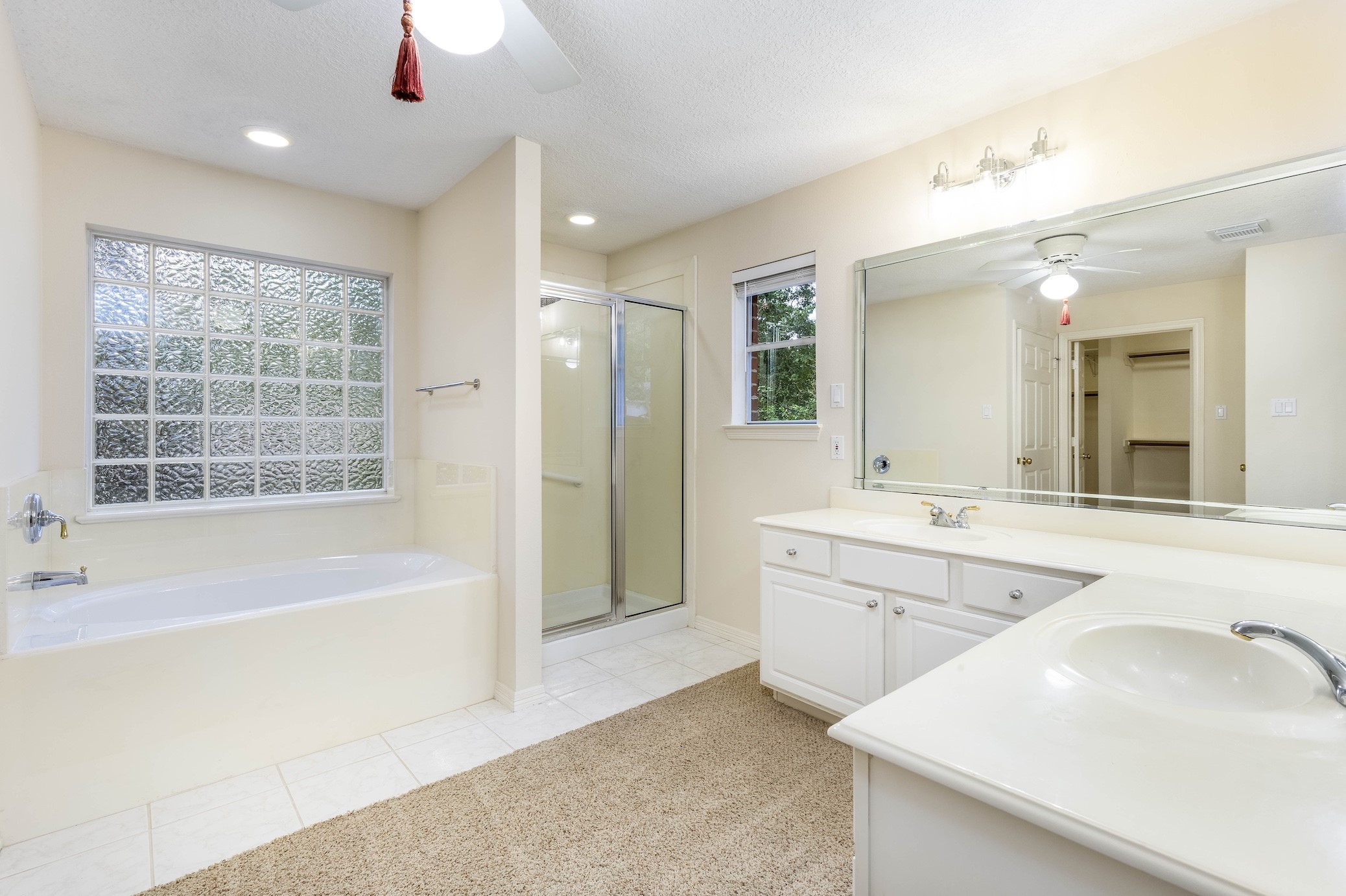 2103 Carriage Run W, Conroe, TX 77384