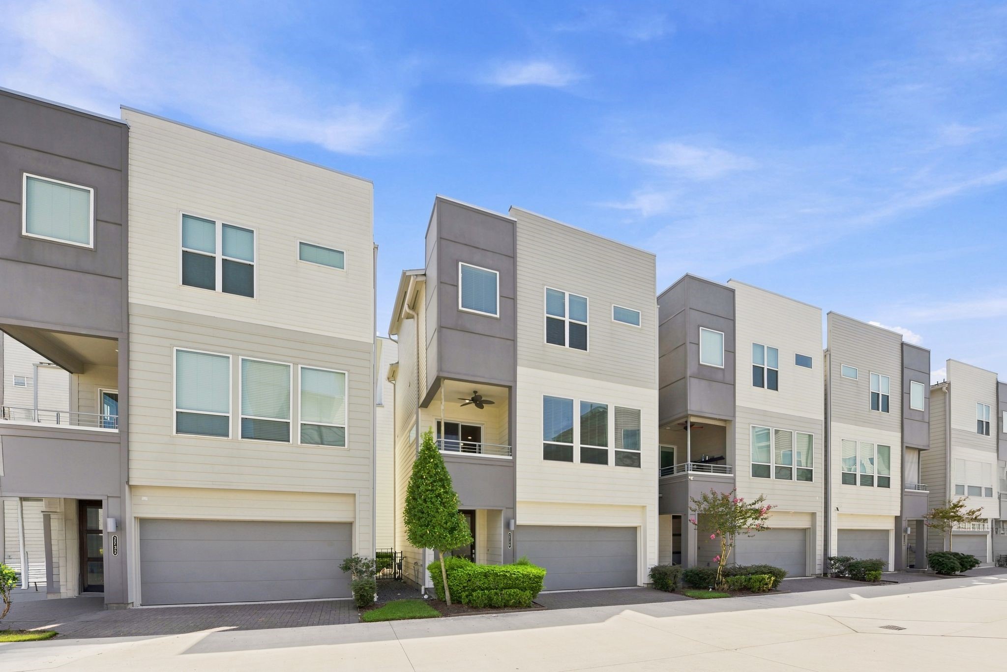 2730 Eado Edge Court, Houston, TX 77020 2730 Eado Edge Court, Houston, TX 77020