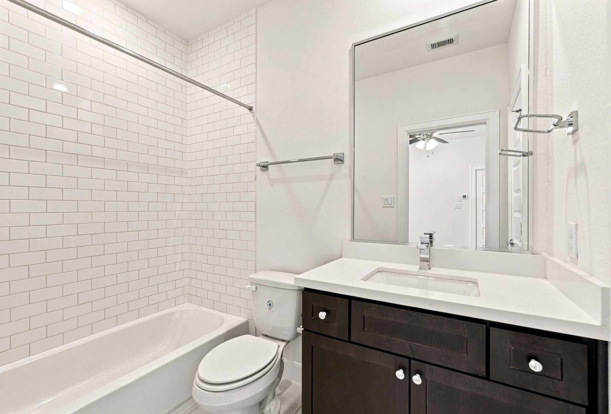 2730 Eado Edge Court, Houston, TX 77020 2730 Eado Edge Court, Houston, TX 77020