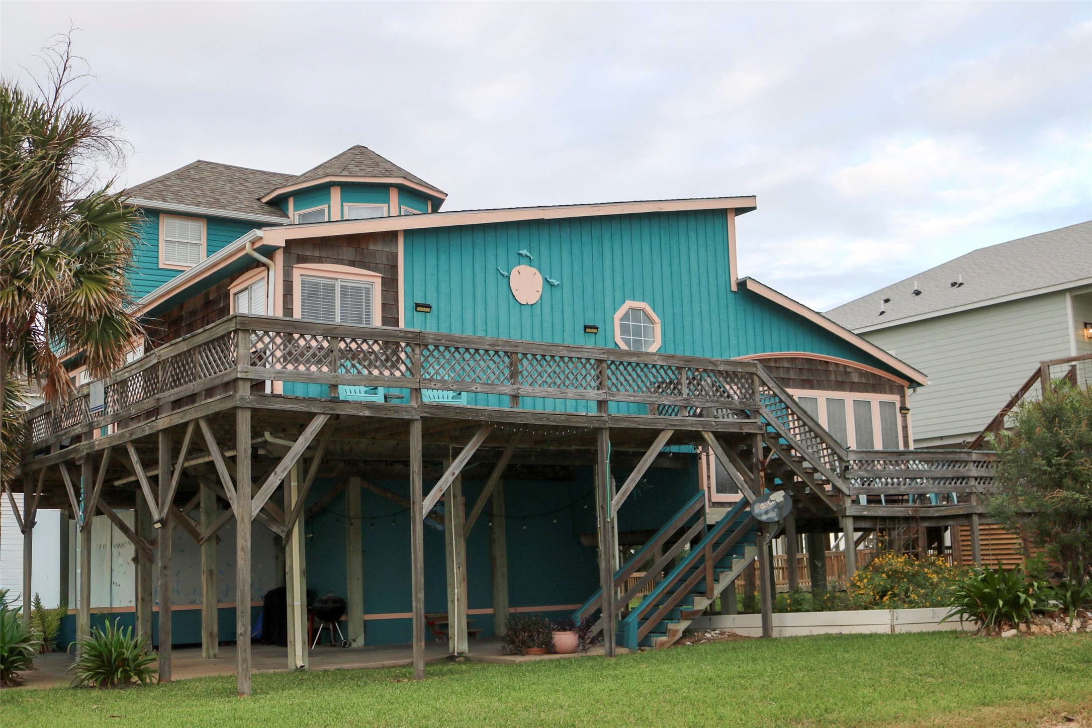 13002 Buccaneer Parkway, Freeport, TX 77541