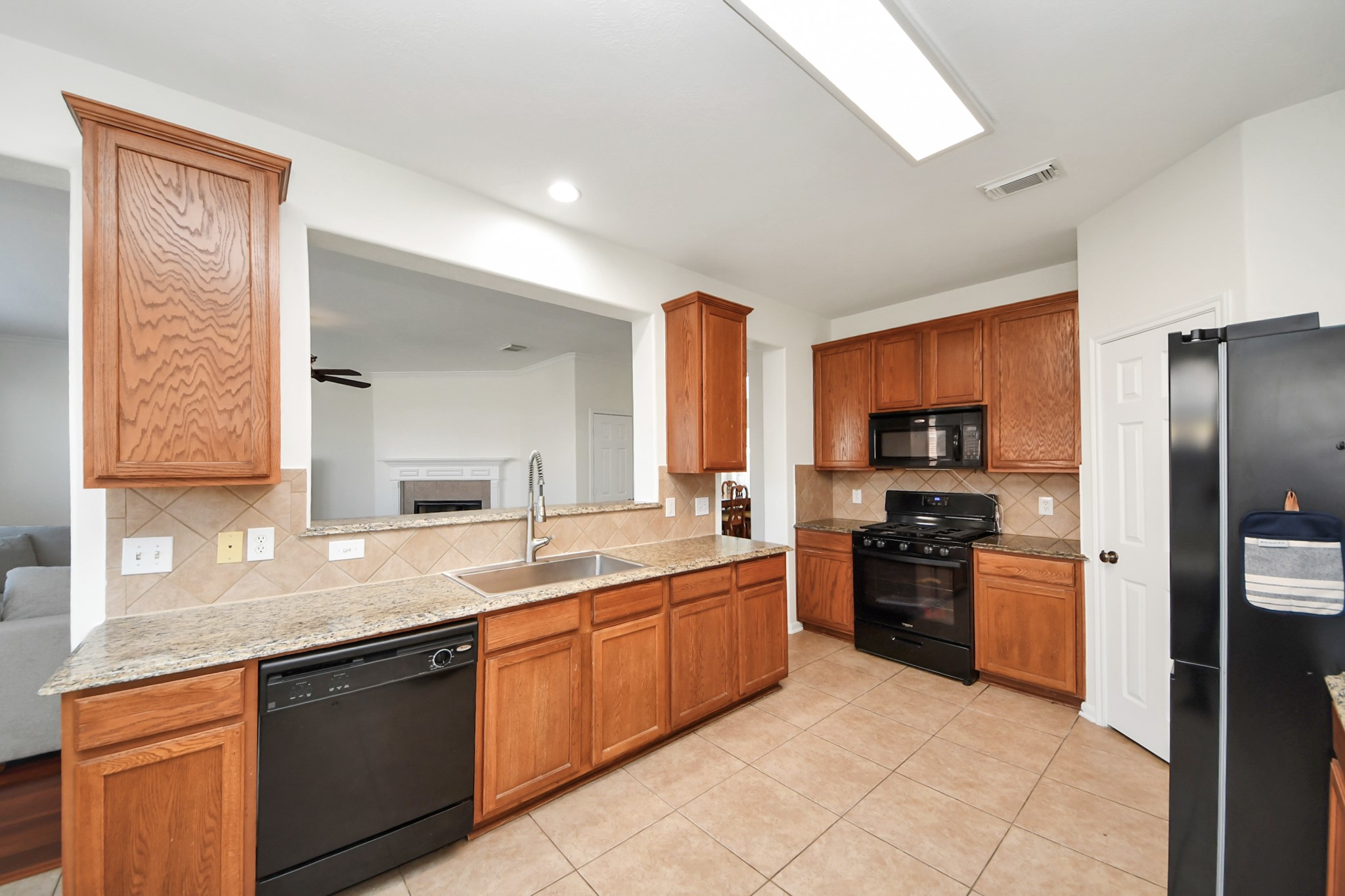 2705 Calico Creek Lane, Pearland, TX 77584