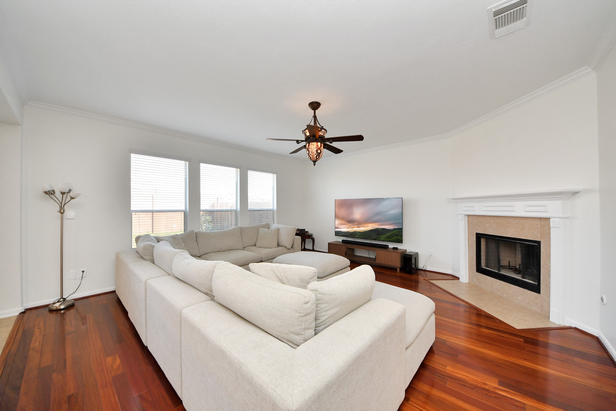 2705 Calico Creek Lane, Pearland, TX 77584 2705 Calico Creek Lane, Pearland, TX 77584
