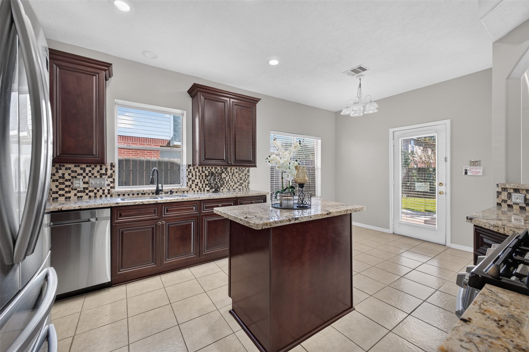 Spacious Kitchen
