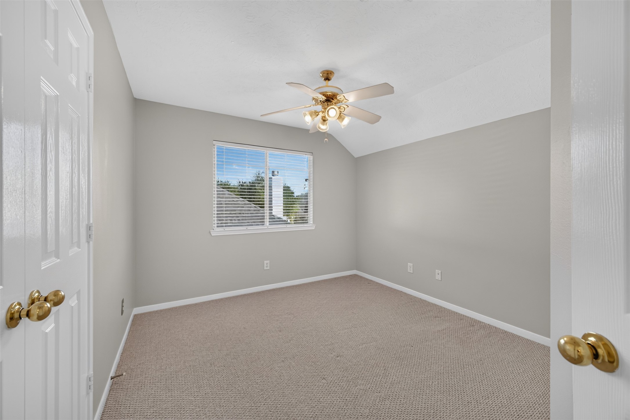 1011 Jasons Bend Drive, Sugar Land, TX 77479