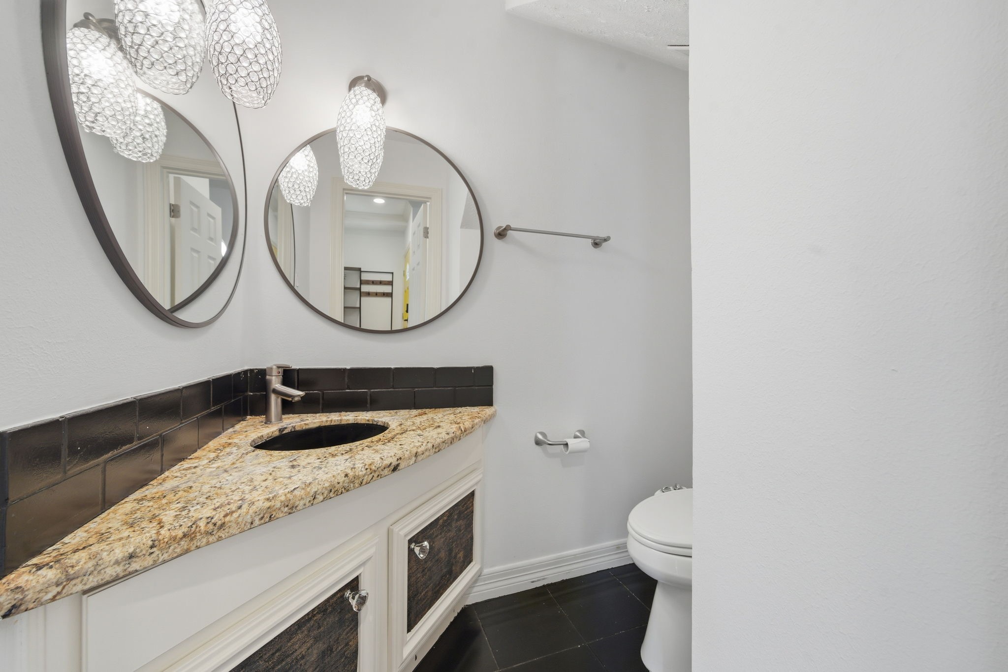 DOWNSTAIRS HALF BATHROOM