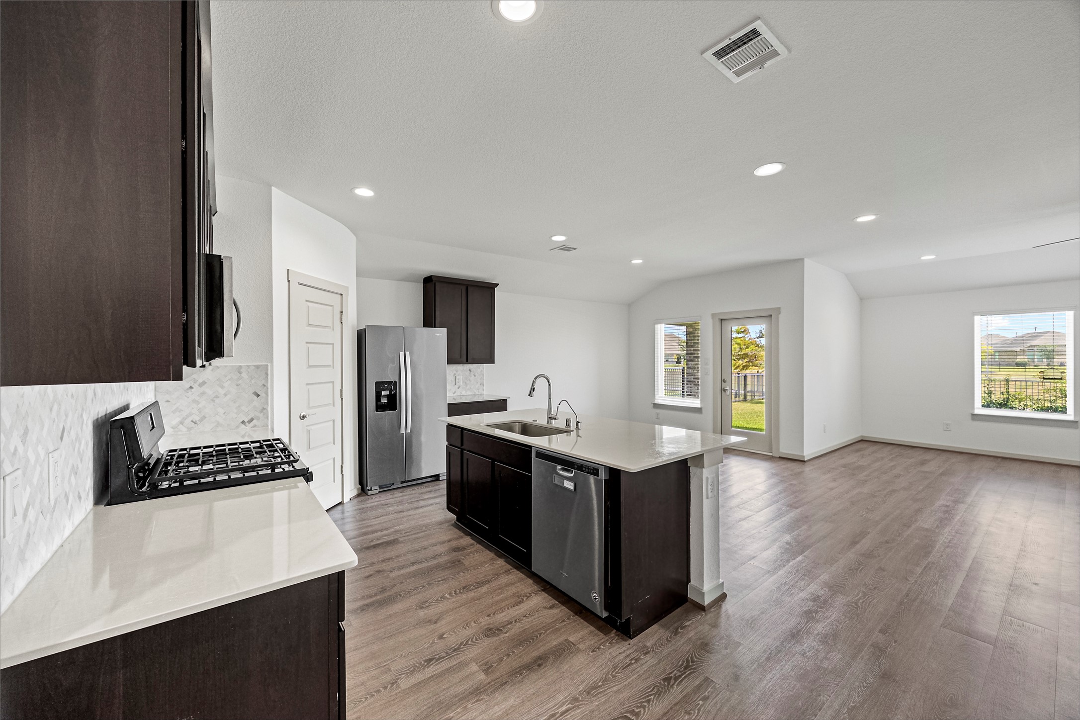2630 Vanilla Sky Lane, Texas City, TX 77568