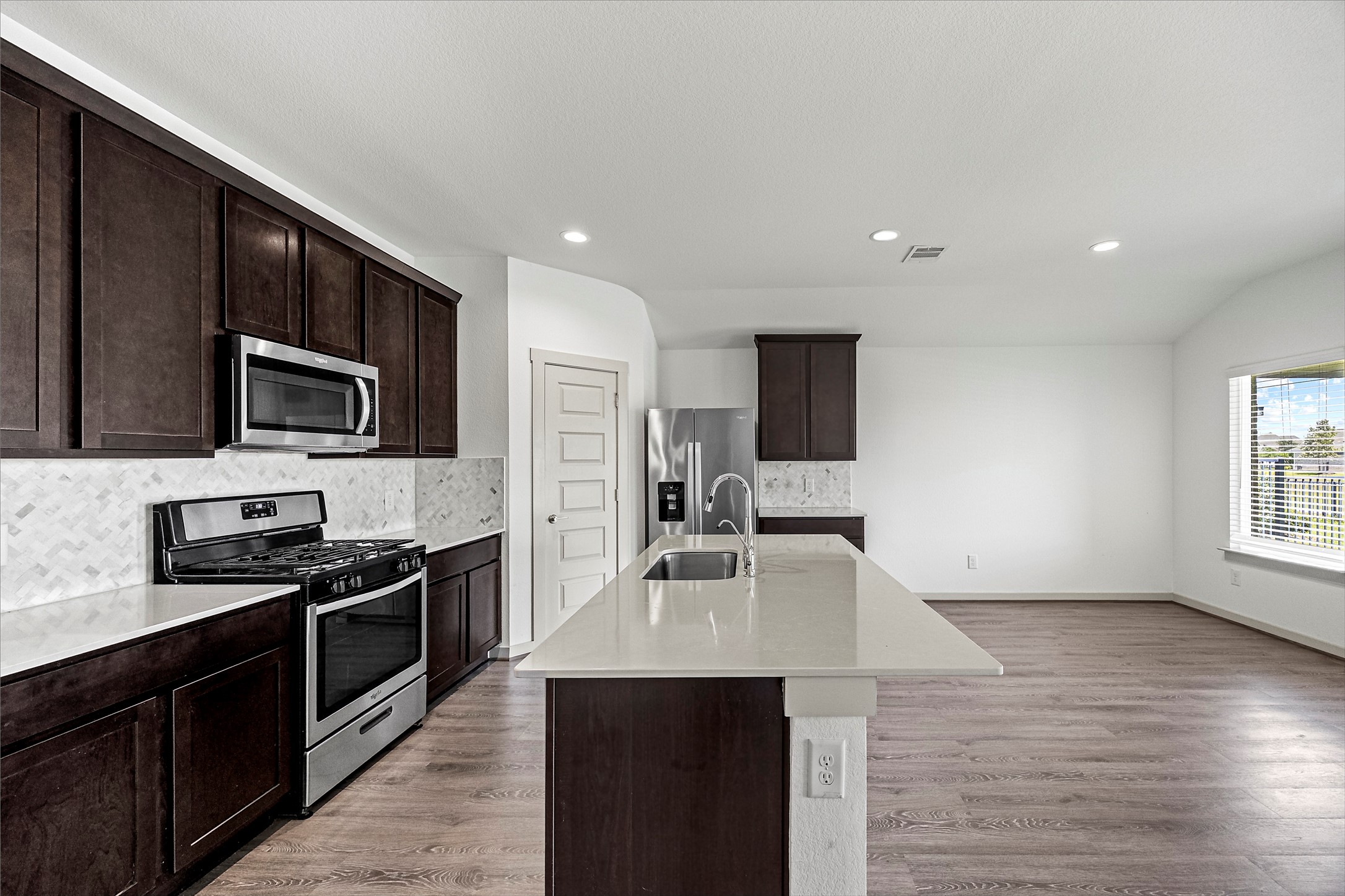 2630 Vanilla Sky Lane, Texas City, TX 77568