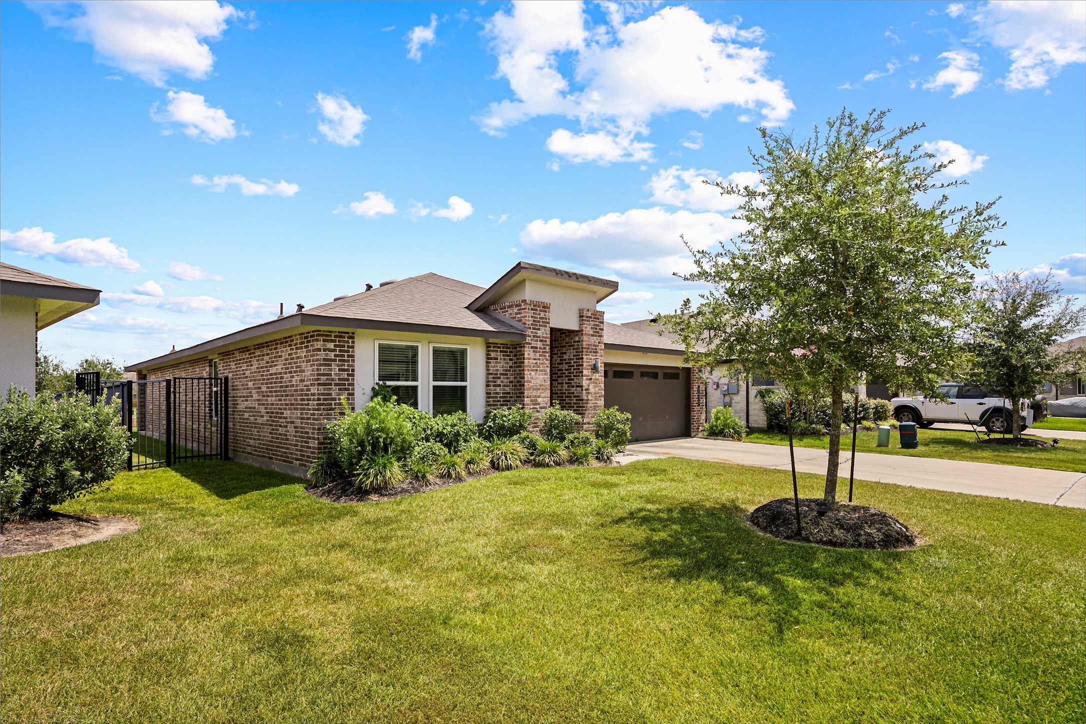 2630 Vanilla Sky Lane, Texas City, TX 77568