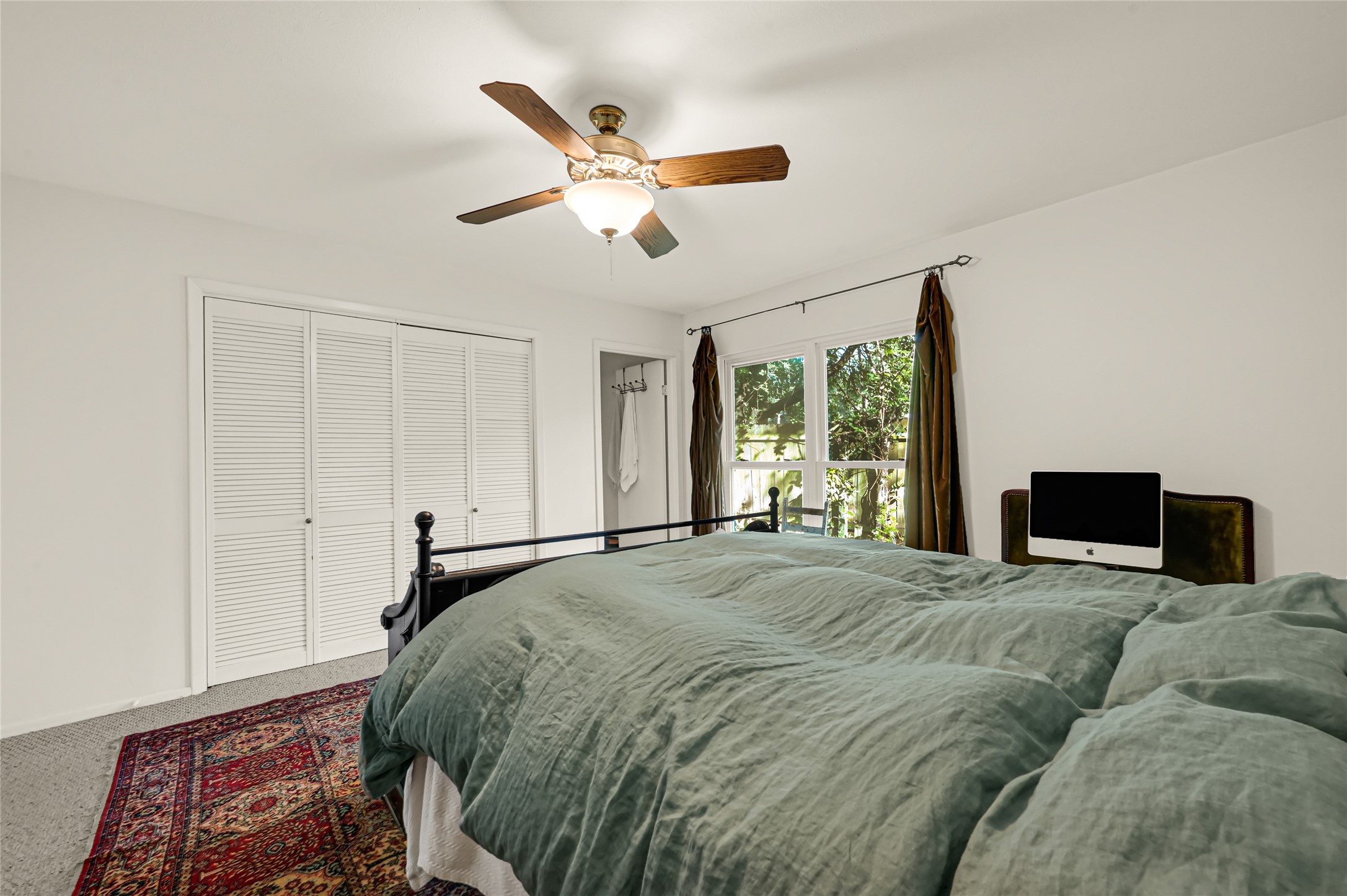 40 Night Hawk Place, Spring, TX 77380