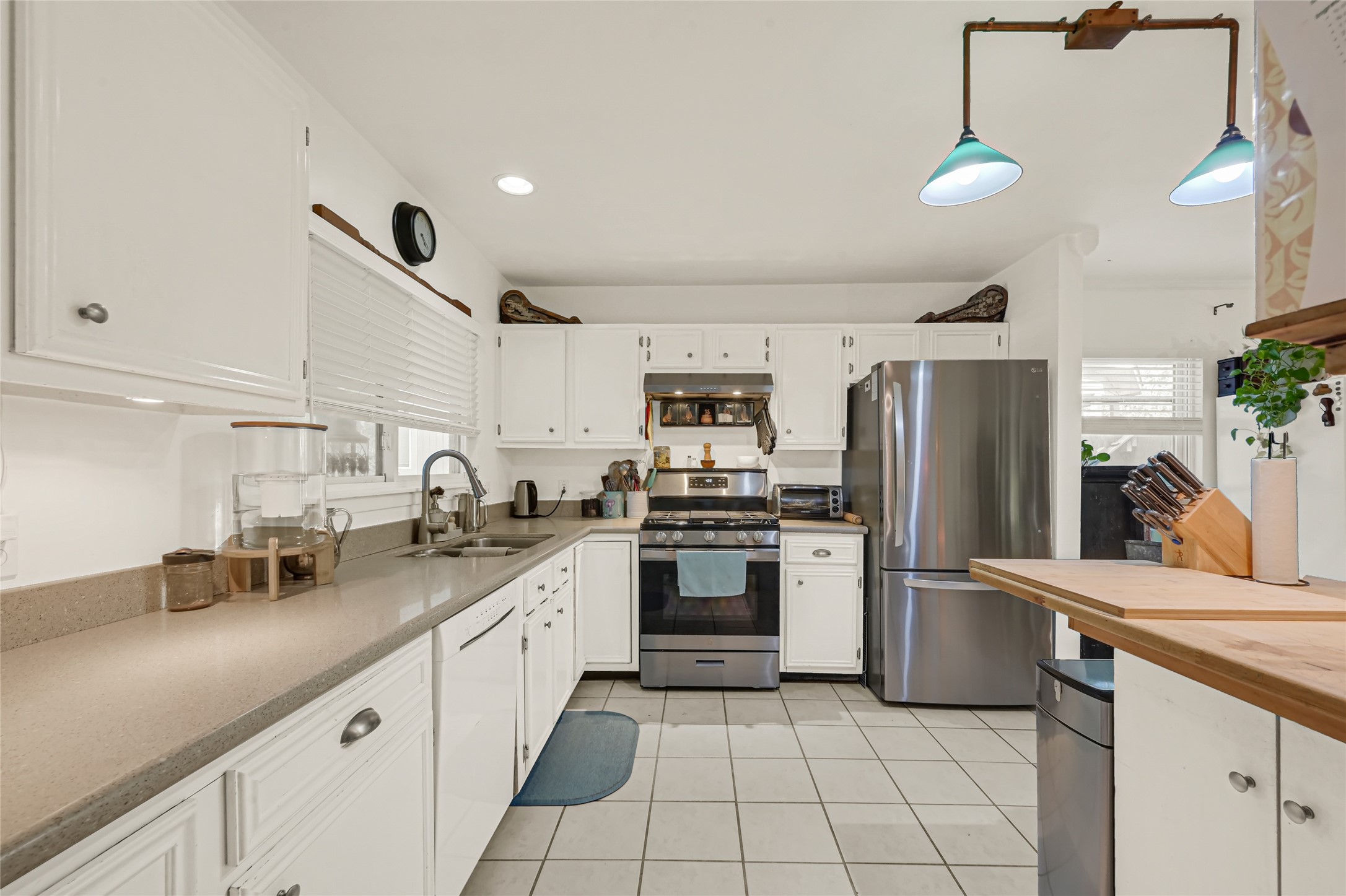 40 Night Hawk Place, Spring, TX 77380