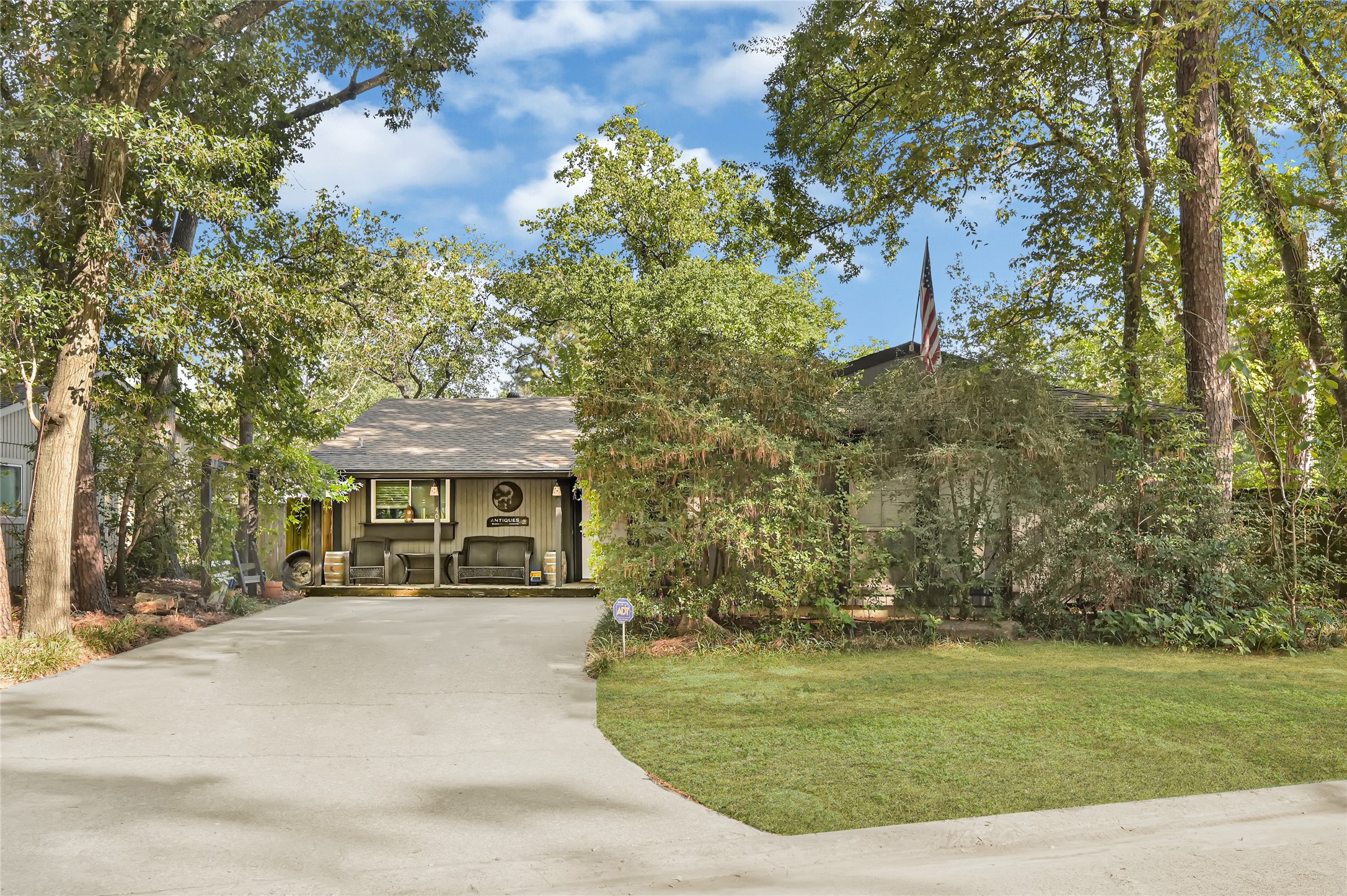 40 Night Hawk Place, Spring, TX 77380