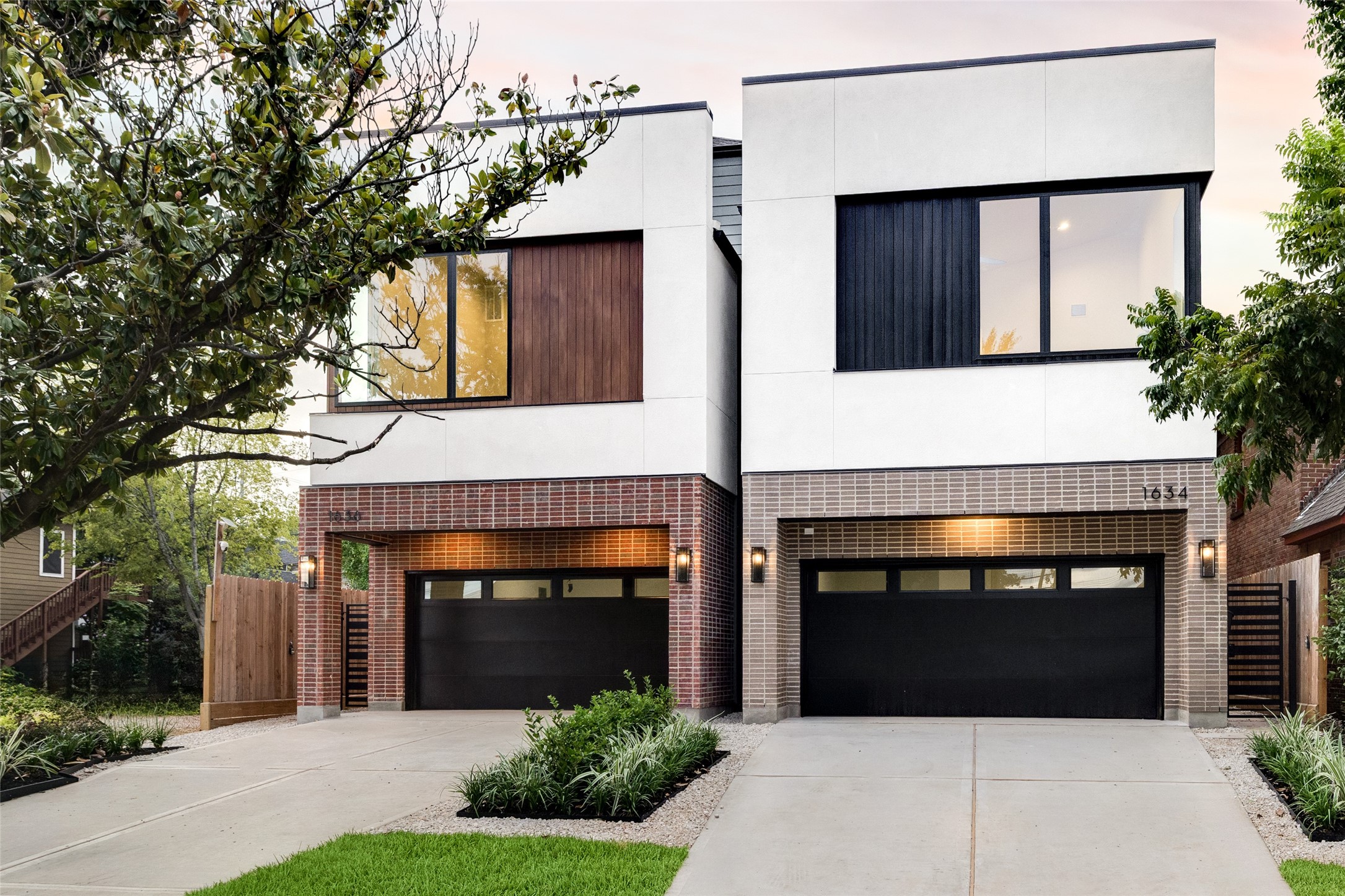Mazzarino is the 2023 Custom Builder of the Year by GHBA. Built-in the highly desirable Montrose area, this residence features all of the high-end finishes youve come to expect from Mazzarino. A balance of luxury & modern-day living. This new luxury, energy-efficient home features 1st-floor living, kitchen wine bar, flex and game room w/dry bar, a private driveway, and modest backyard. Finishes include quartz/granite counters, Fisher Paykel appl, 2 luxurious primary closets, engineered and much more!