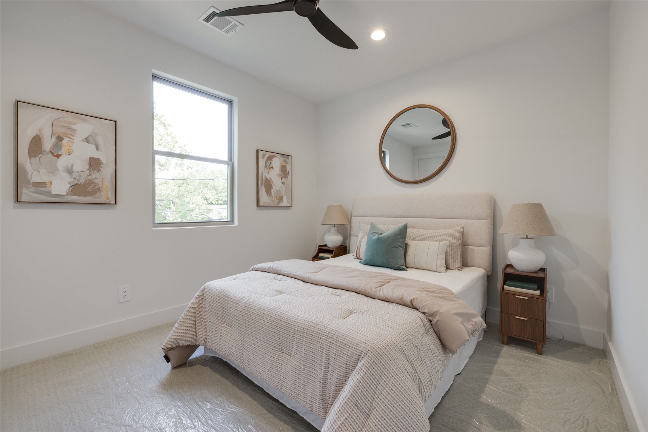 1636 CASTLE Court, Houston, TX 77006