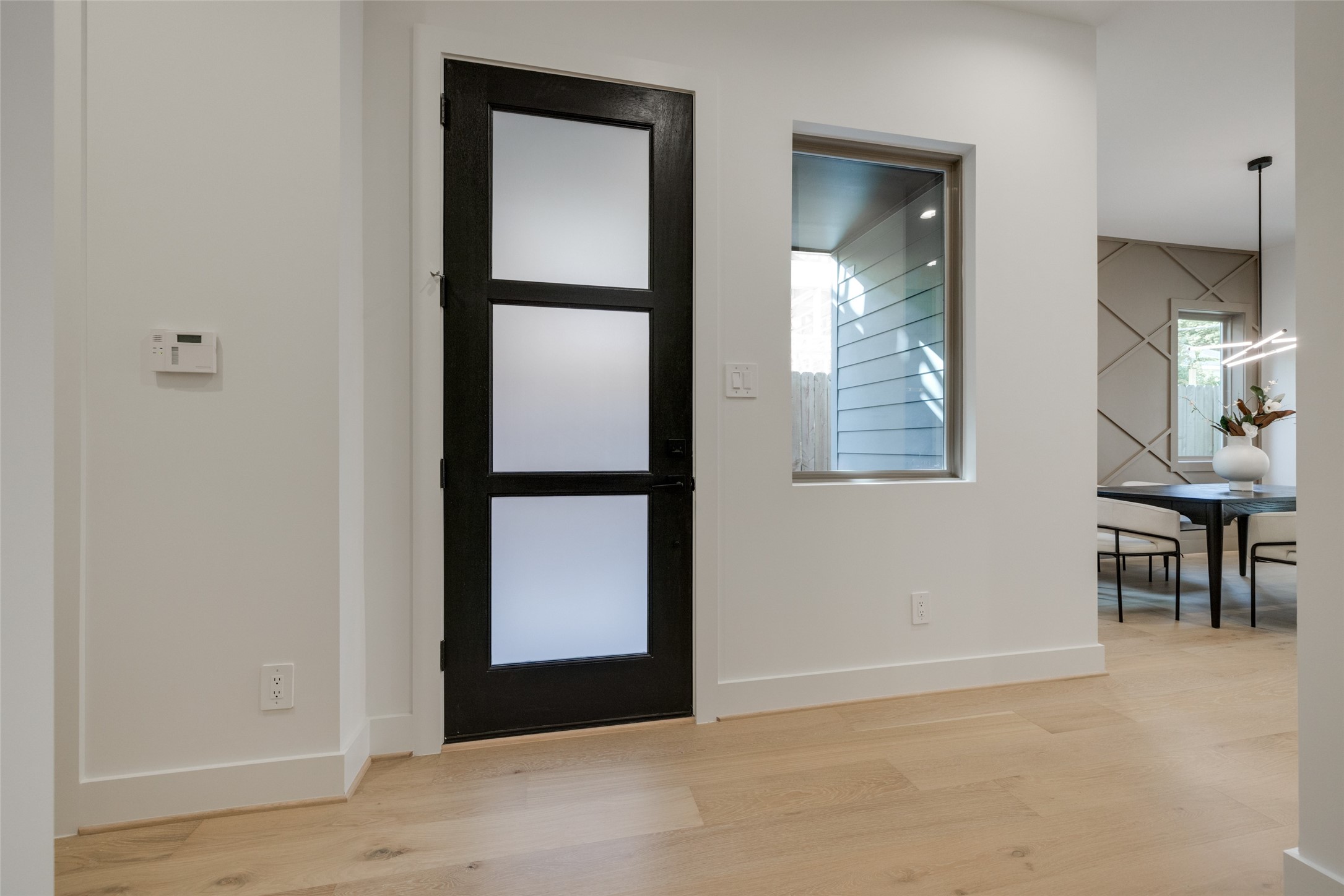 1636 CASTLE Court, Houston, TX 77006