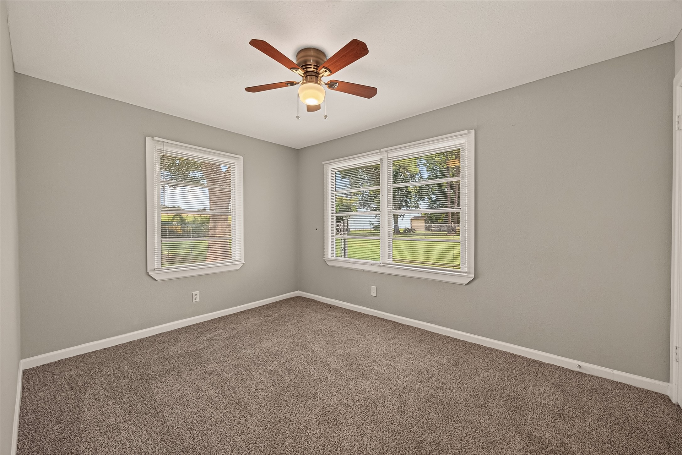 2422 Florence Street, La Marque, TX 77568