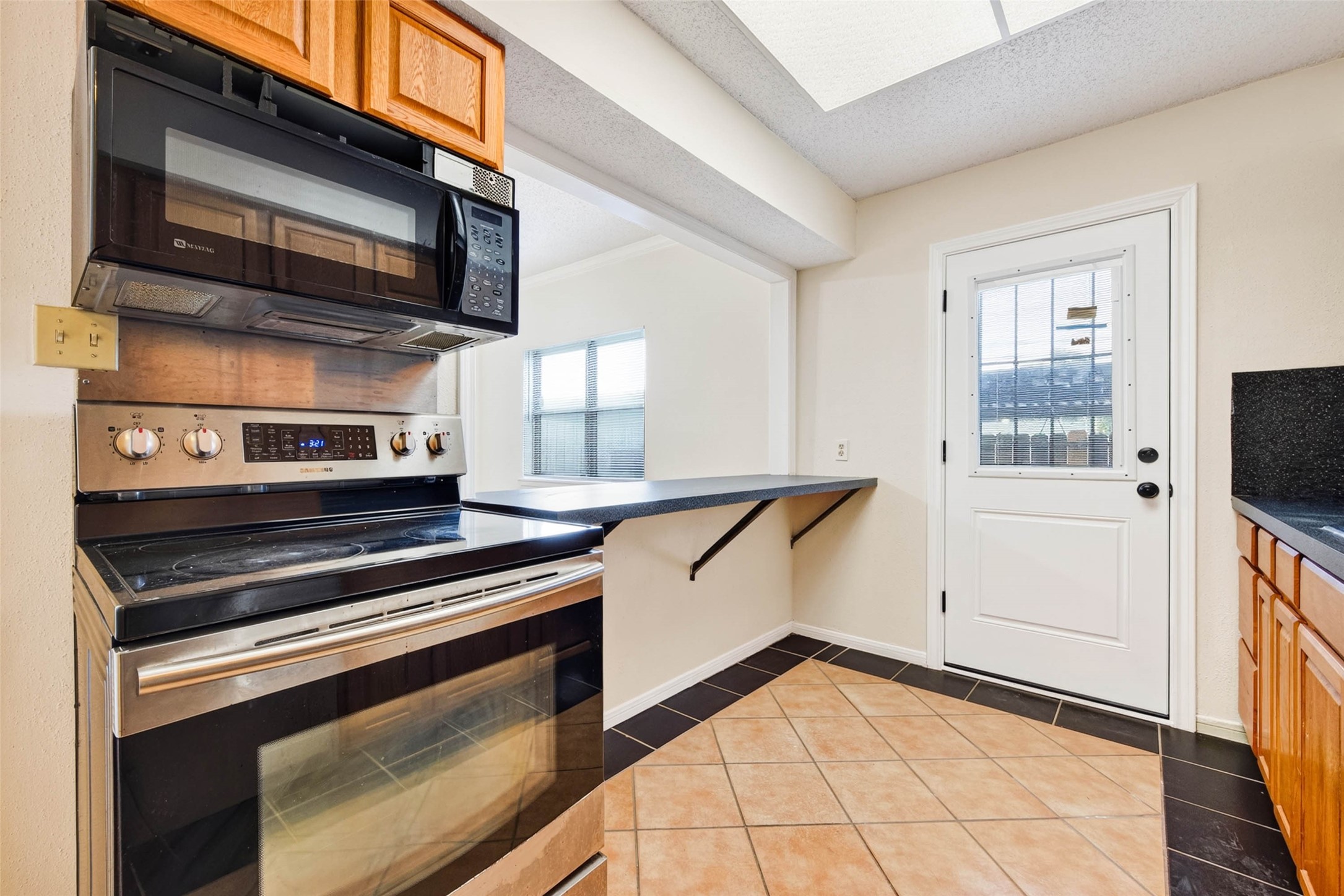 7700 Creekbend Dr, #39, Houston, TX 77071