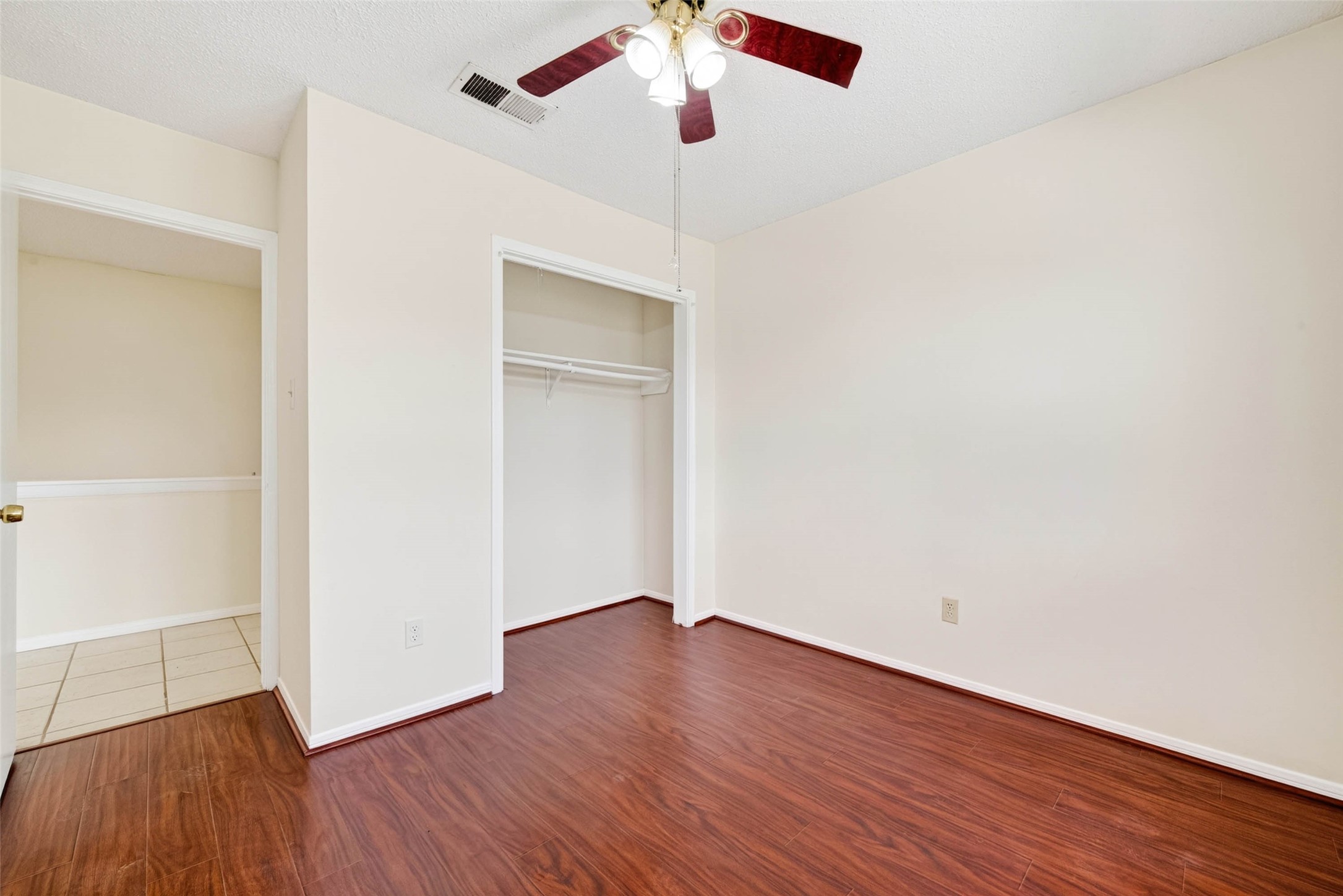 7700 Creekbend Dr, #39, Houston, TX 77071
