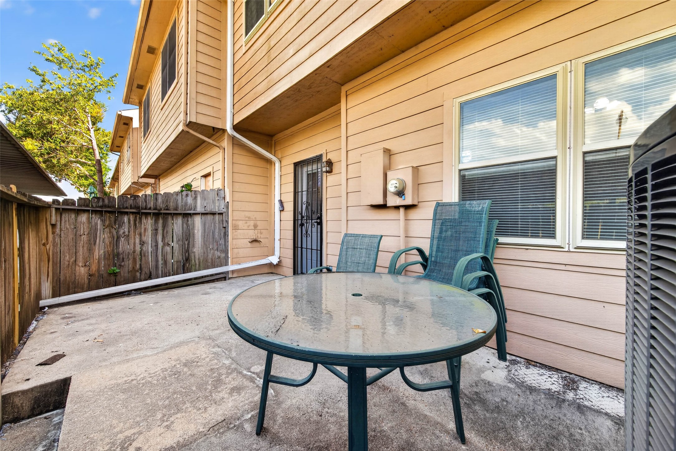 7700 Creekbend Dr, #39, Houston, TX 77071