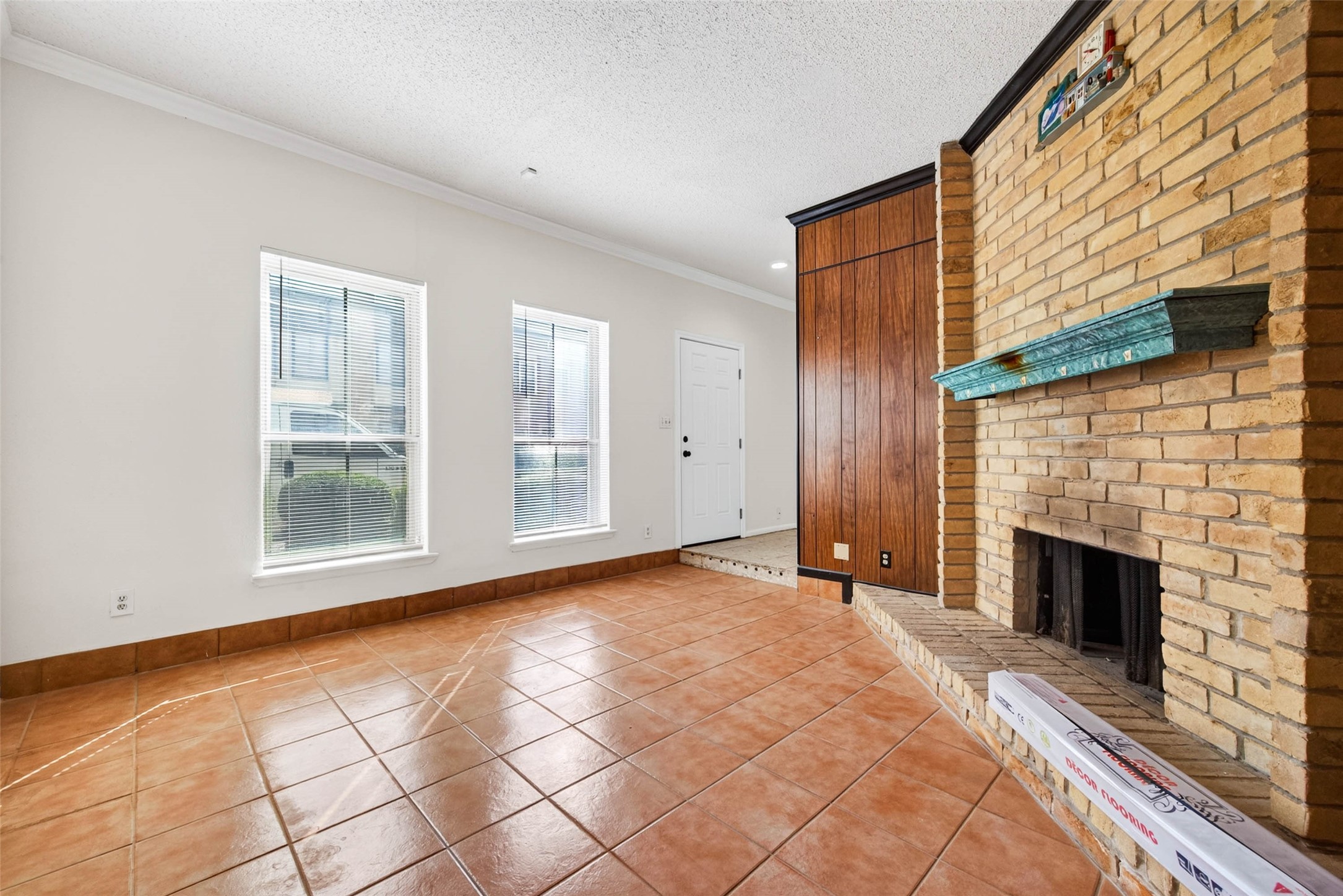 7700 Creekbend Dr, #39, Houston, TX 77071