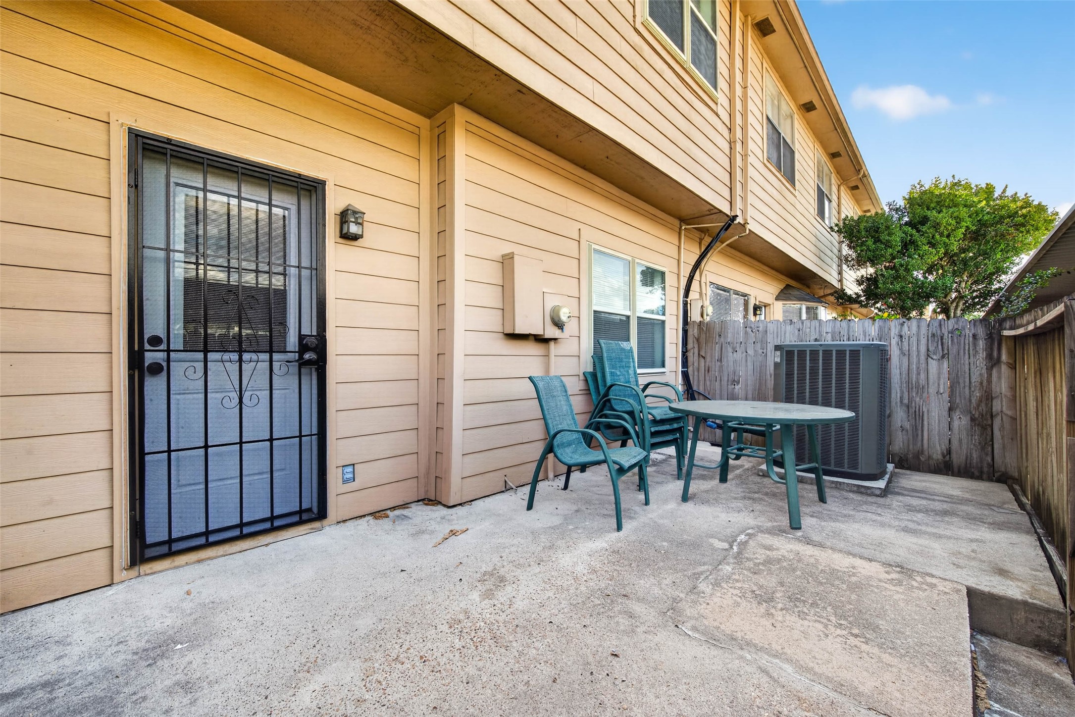 7700 Creekbend Dr, #39, Houston, TX 77071