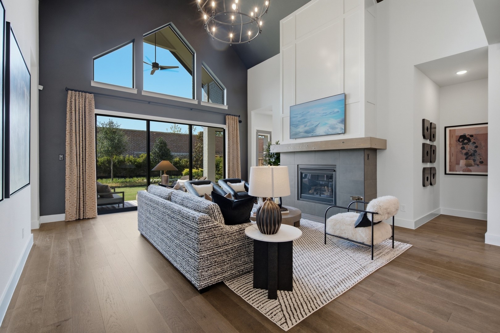 TK60-0001-B8_TEGAN - D_Family Room 1 - Showcase