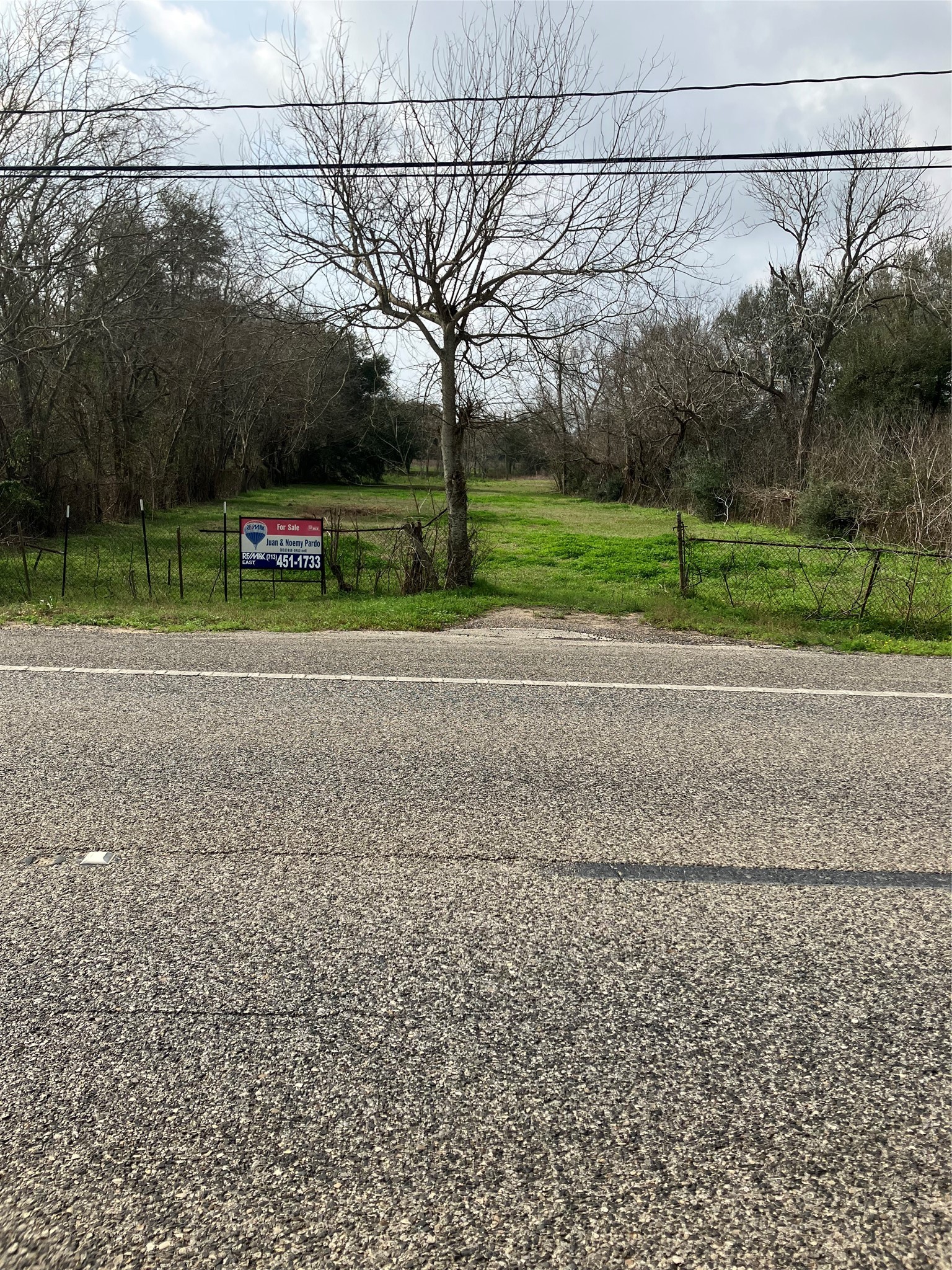 5719 Highway 6, Hitchcock, TX 77563