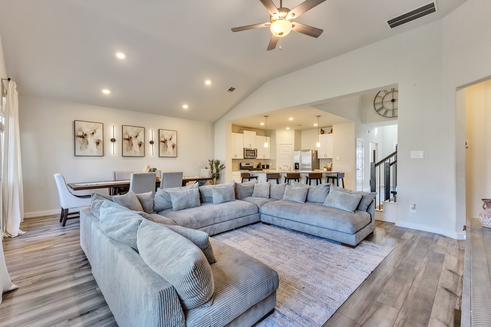 10842 Bodie Hills Drive, Rosharon, TX 77583