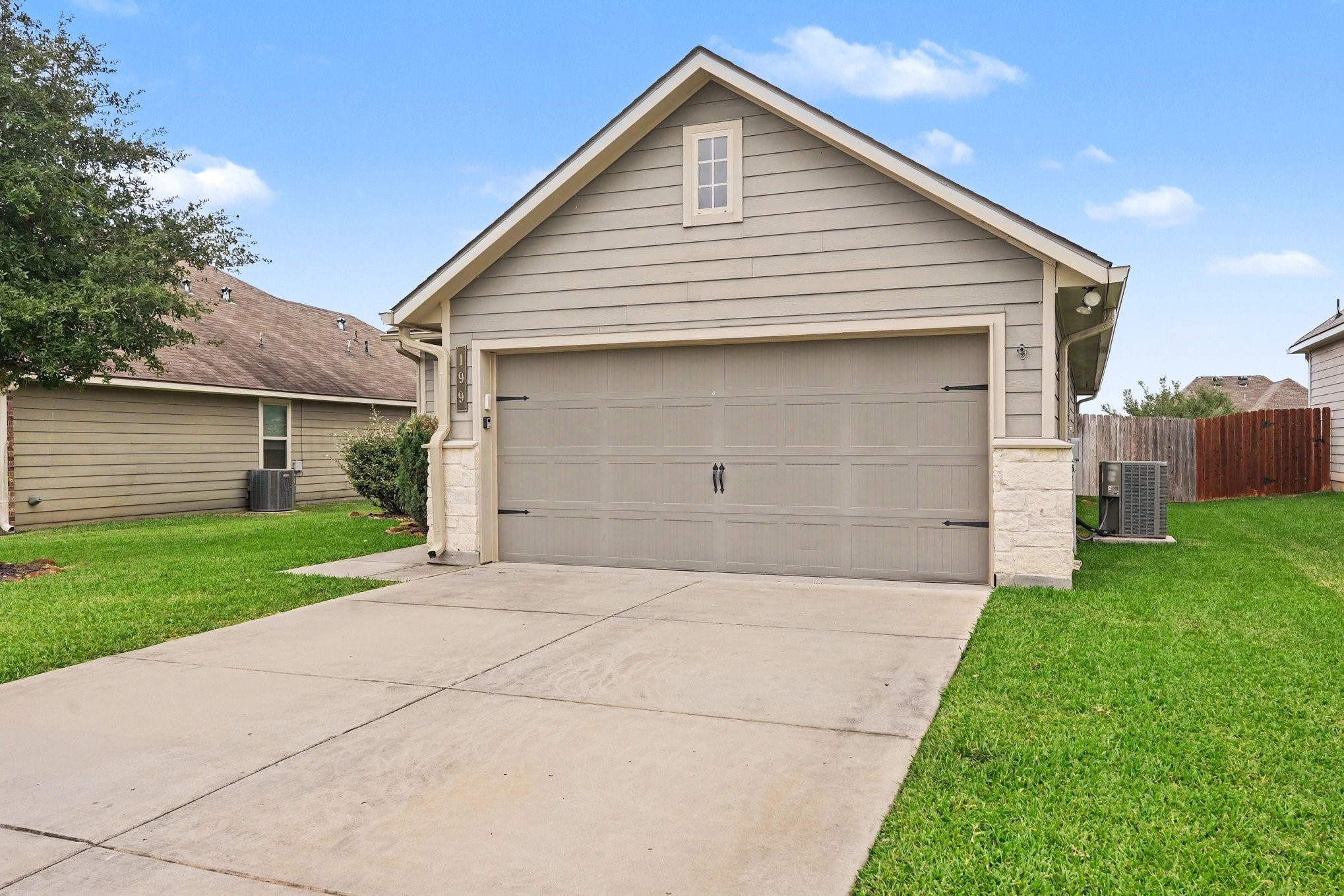 199 Brocks Lane, Montgomery, TX 77356
