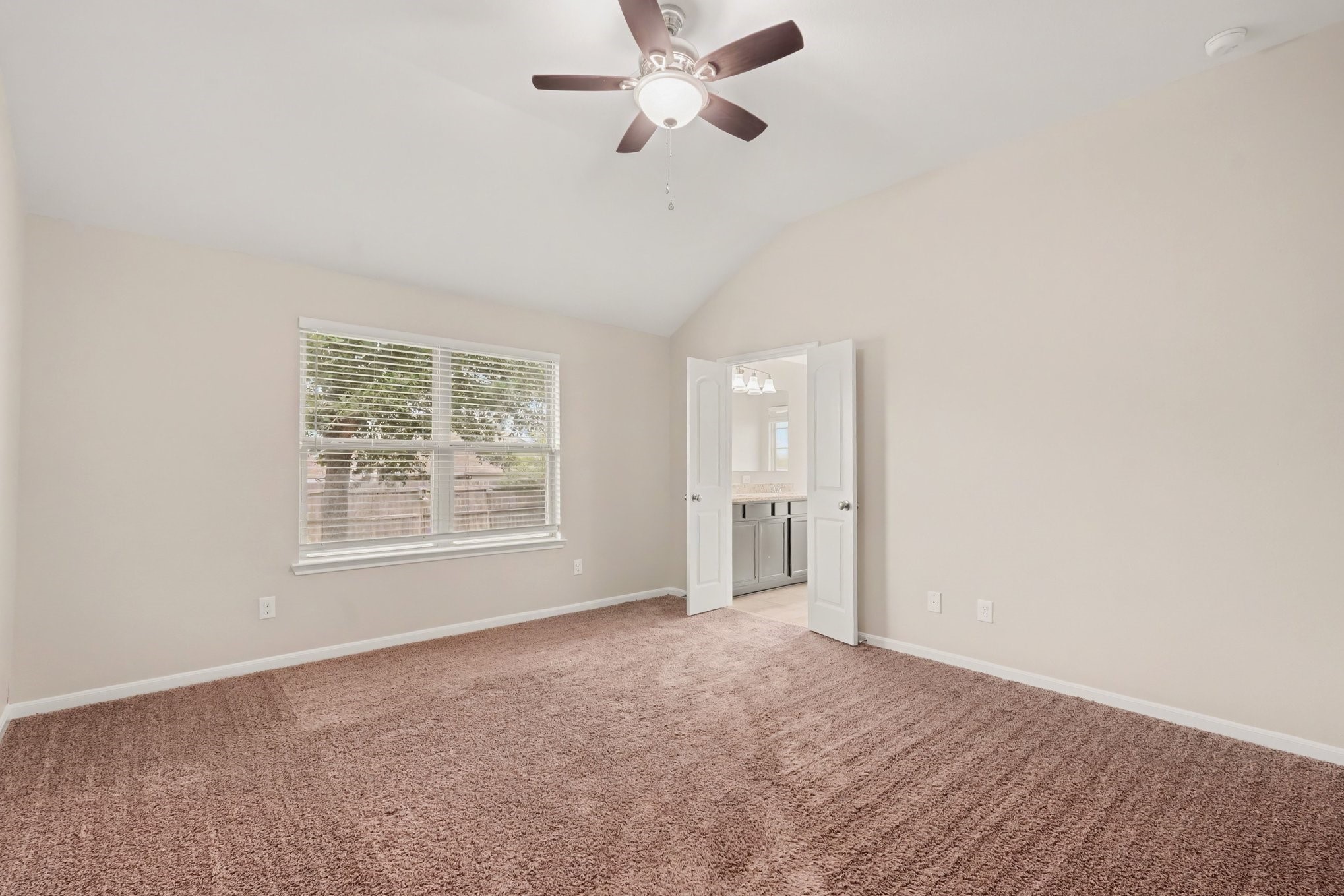 199 Brocks Lane, Montgomery, TX 77356