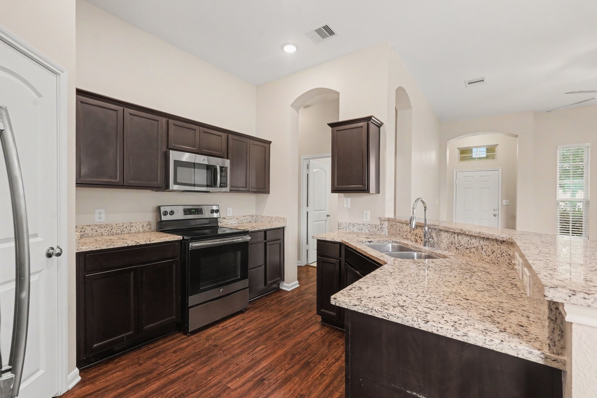 199 Brocks Lane, Montgomery, TX 77356