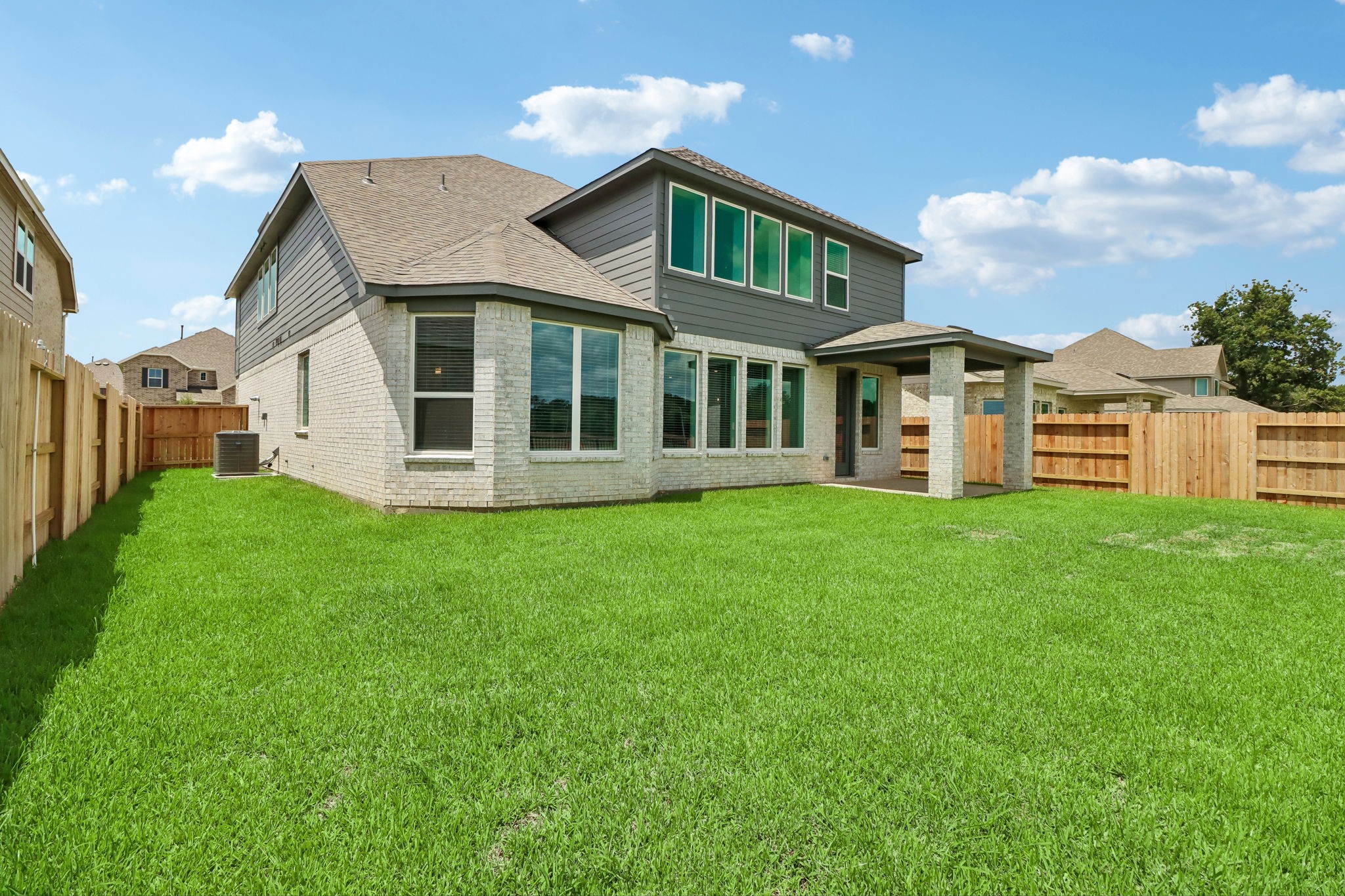 2822 Duchess Drive, Rosenberg, TX 77471