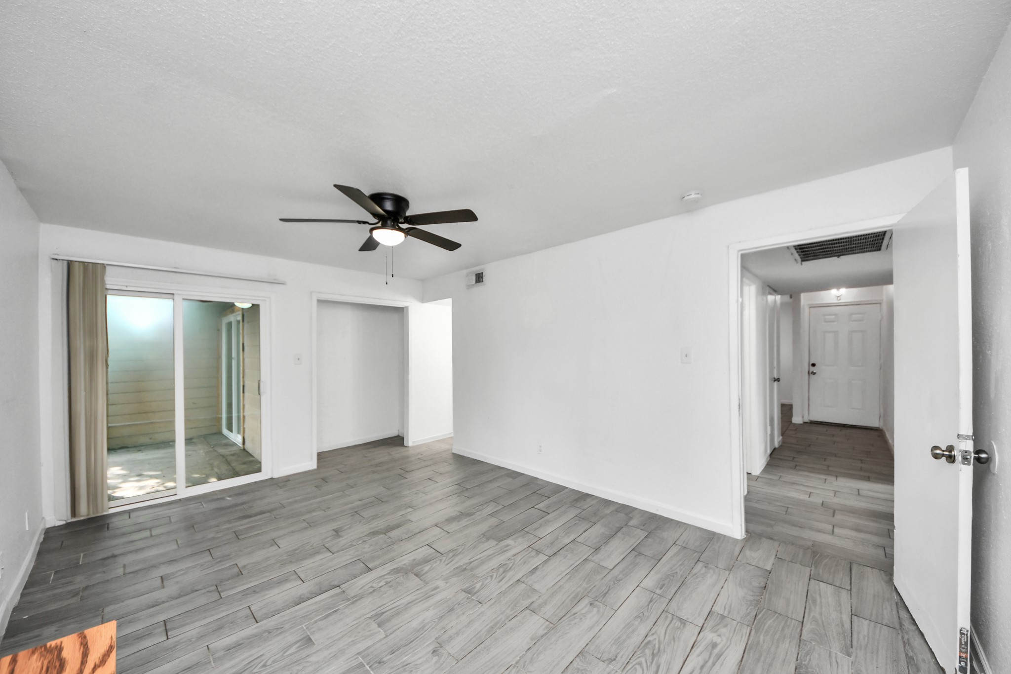 6200 W Tidwell Road, #703, Houston, TX 77092