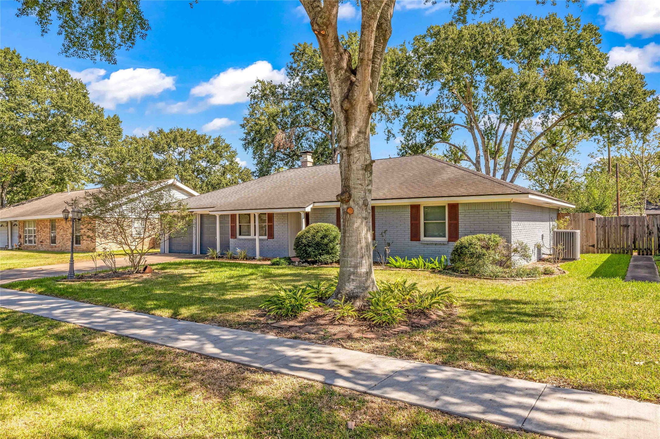 2015 West Street, Rosenberg, TX 77471 2015 West Street, Rosenberg, TX 77471