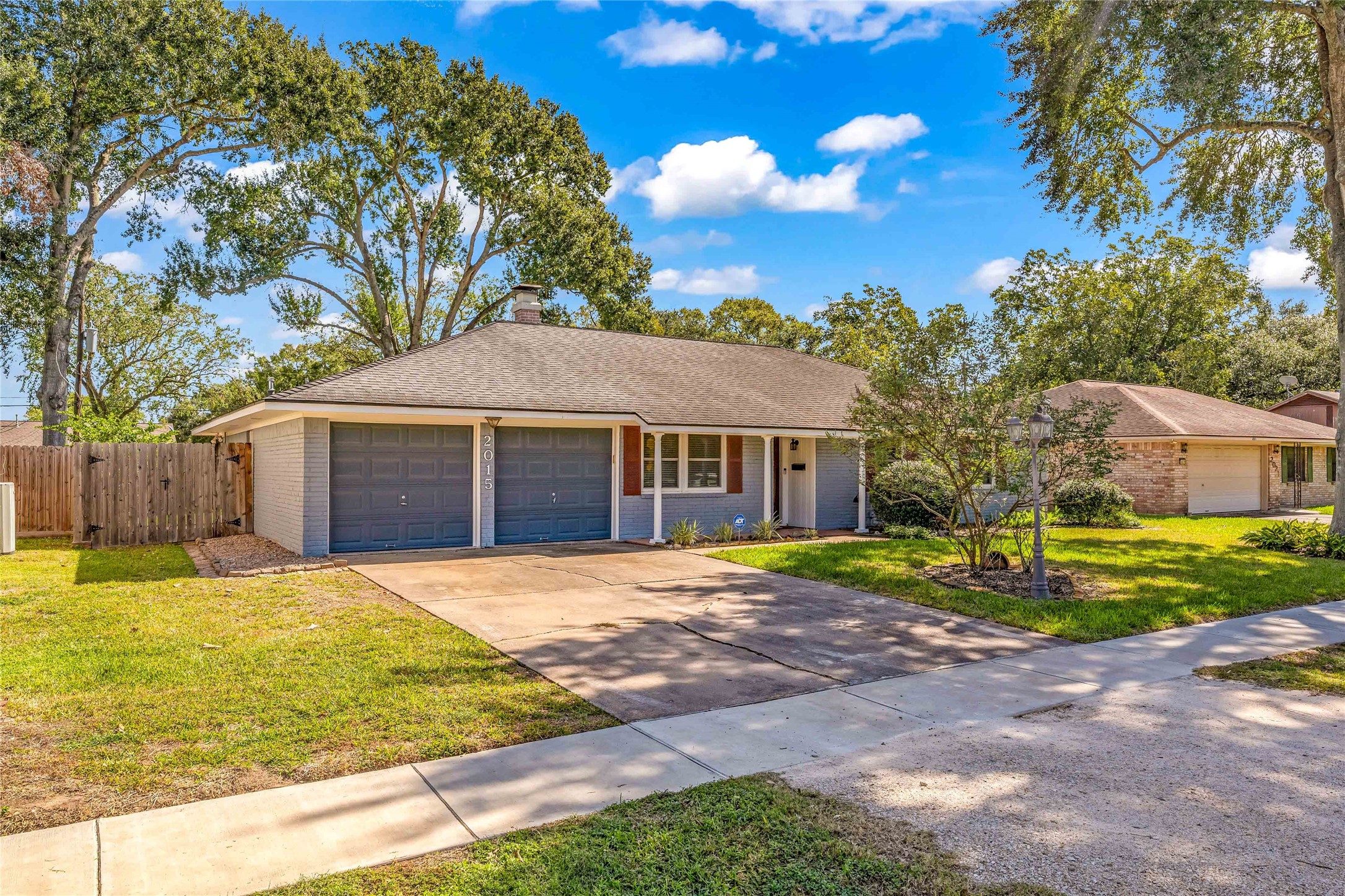 2015 West Street, Rosenberg, TX 77471 2015 West Street, Rosenberg, TX 77471