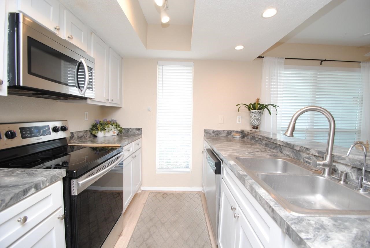 781 Country Place Drive, #2084, Houston, TX 77079