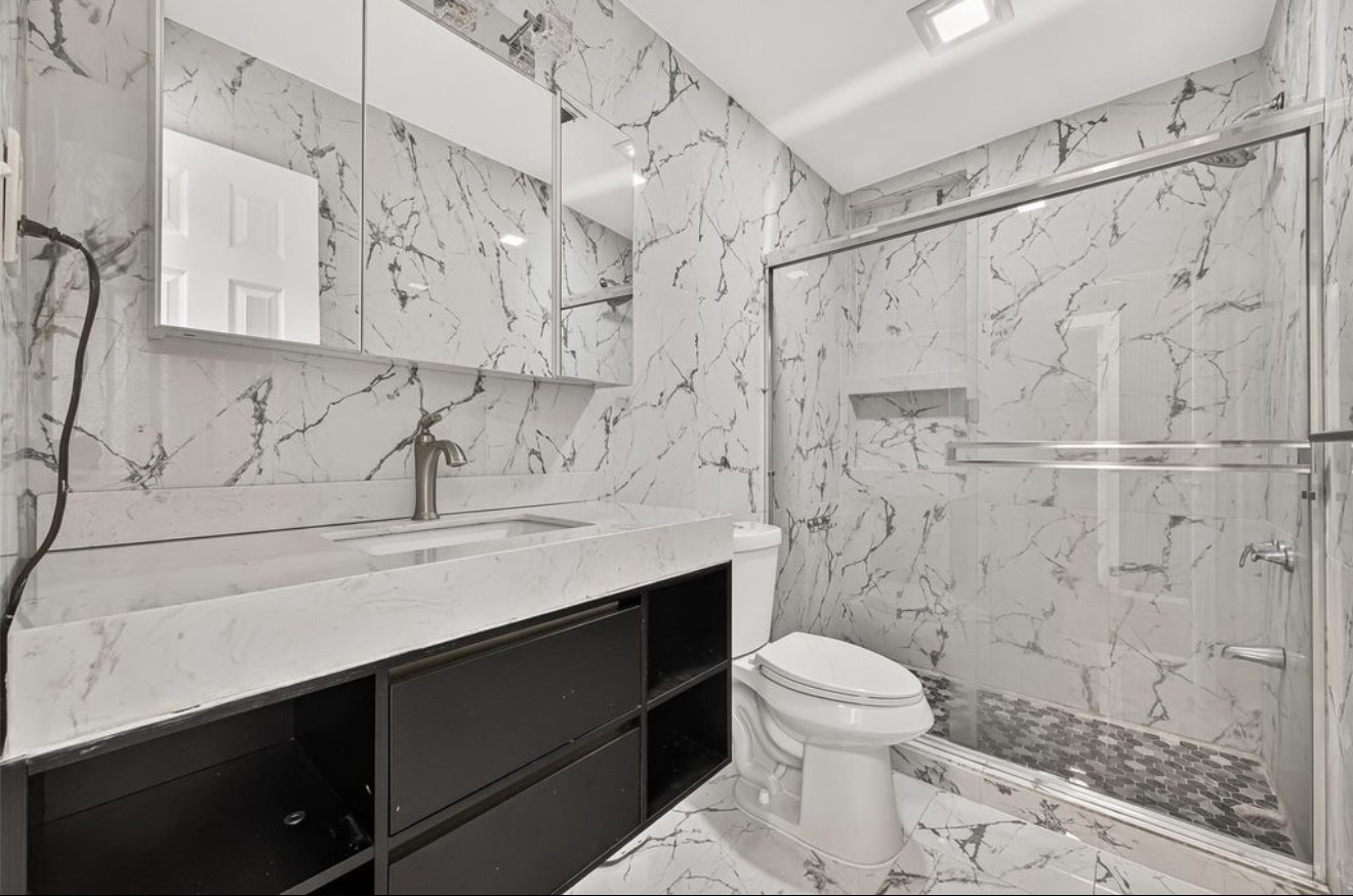 1914 Oaklawn Street, Sugar Land, TX 77498