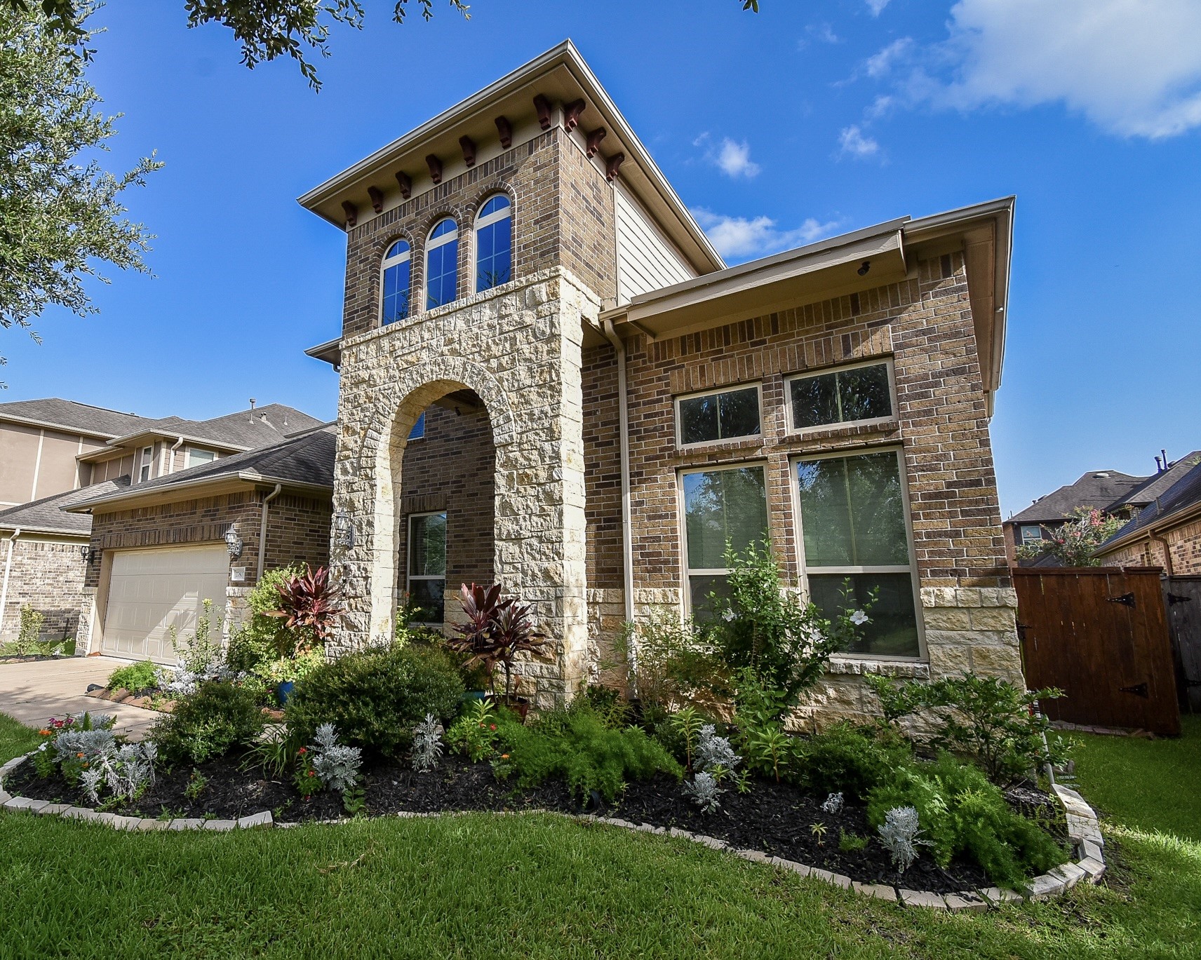 27807 Ashbrook Falls Court, Fulshear, TX 77441