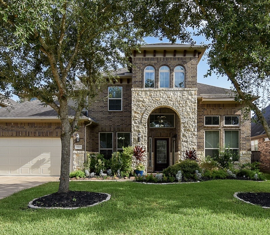 27807 Ashbrook Falls Court, Fulshear, TX 77441
