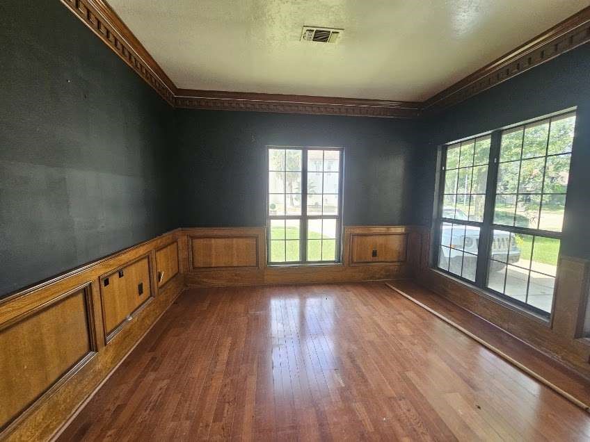 227 Wood Loop Street, Houston, TX 77015