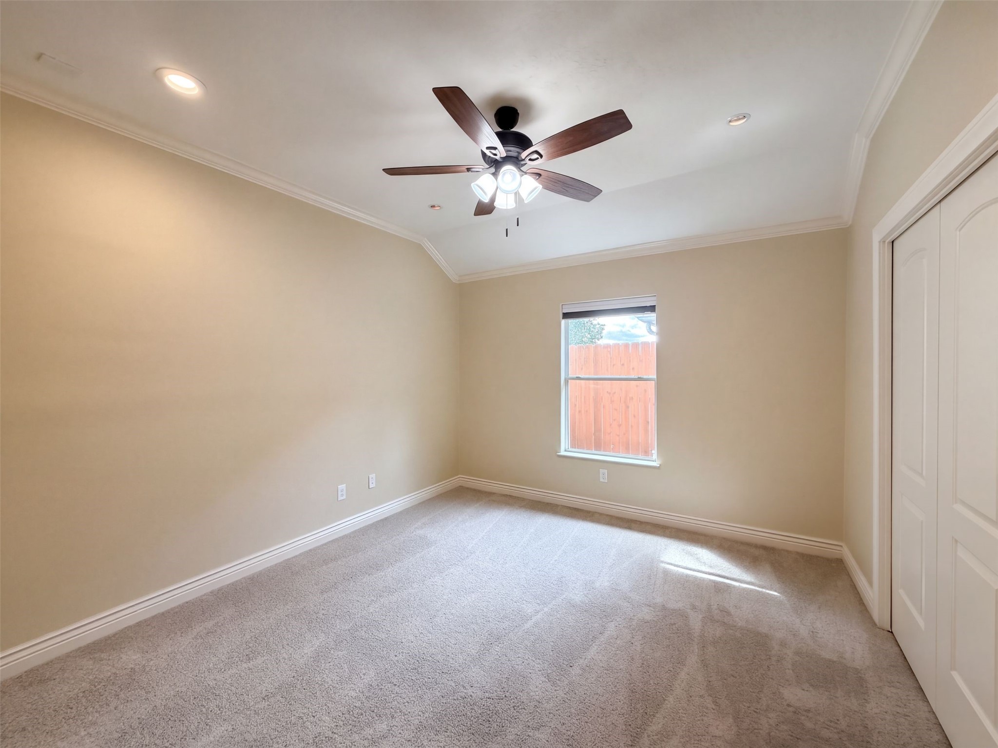 119 Greenridge Circle, League City, TX 77573