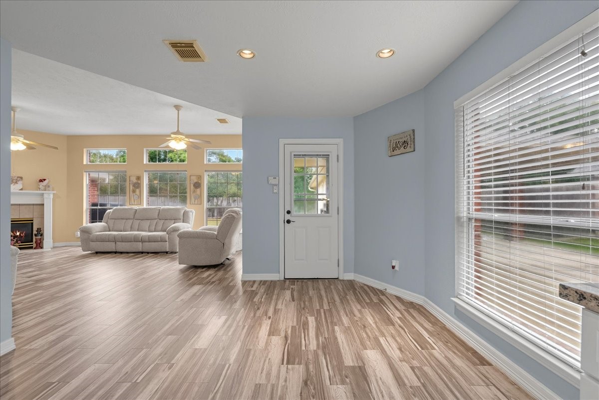 2112 Indian Blanket Drive, League City, TX 77573