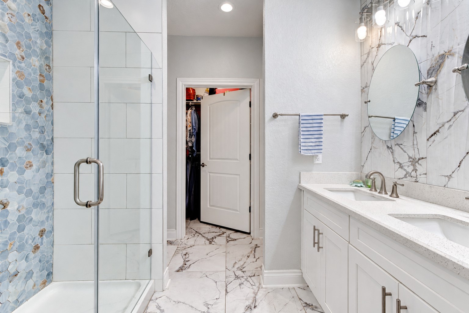 12839 E Conquistador Drive, Galveston, TX 77554