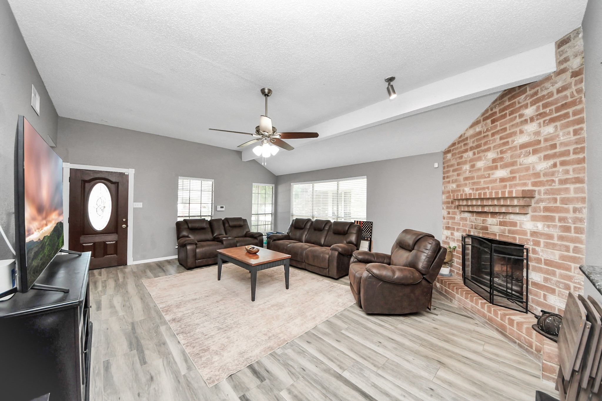 11031 Kirkmead Drive, Houston, TX 77089 11031 Kirkmead Drive, Houston, TX 77089
