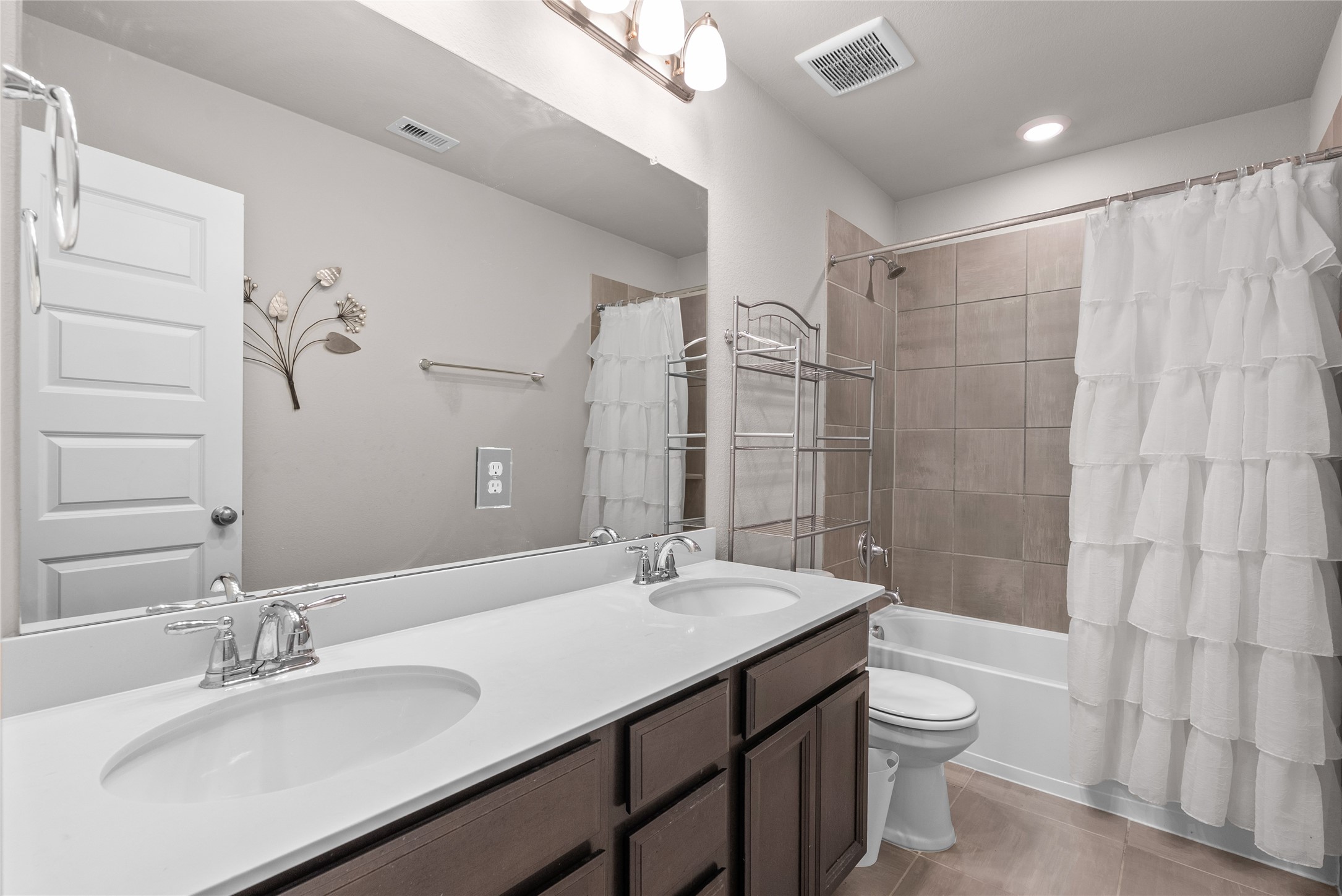 10112 Hermann Trace, Texas City, TX 77591