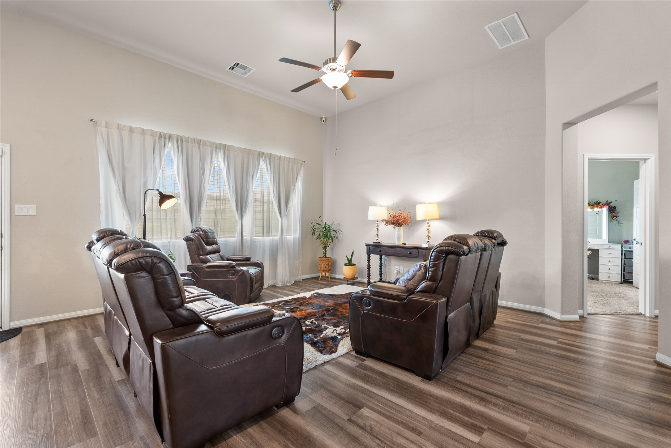 10112 Hermann Trace, Texas City, TX 77591