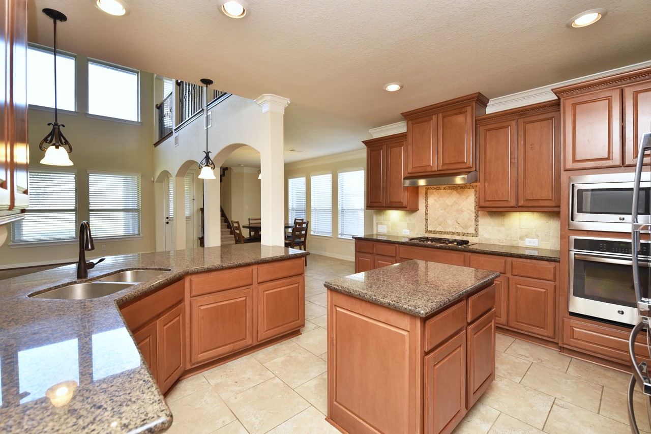 6010 Crystal Water Drive, Richmond, TX 77406