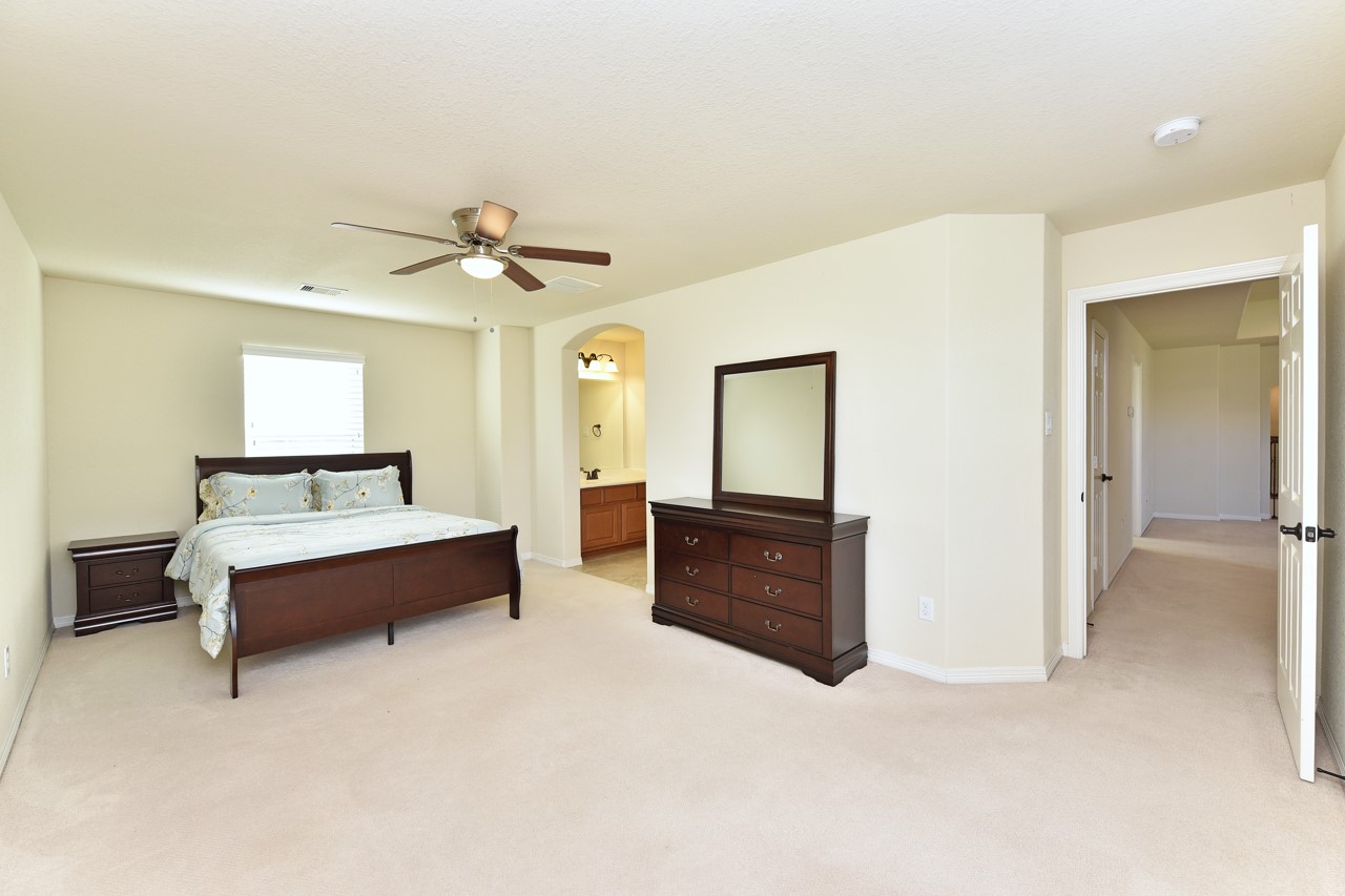 6010 Crystal Water Drive, Richmond, TX 77406
