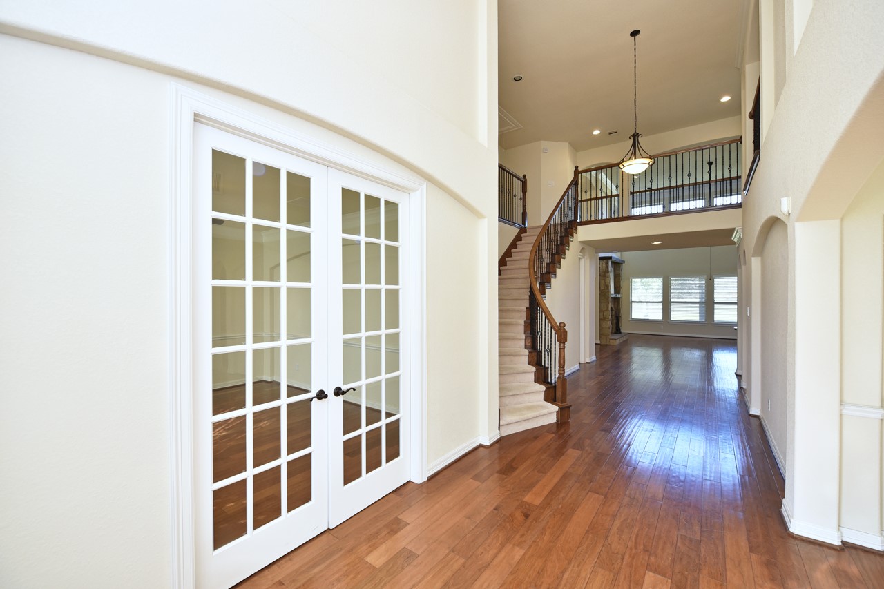 6010 Crystal Water Drive, Richmond, TX 77406 6010 Crystal Water Drive, Richmond, TX 77406
