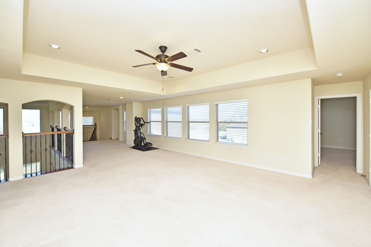 6010 Crystal Water Drive, Richmond, TX 77406